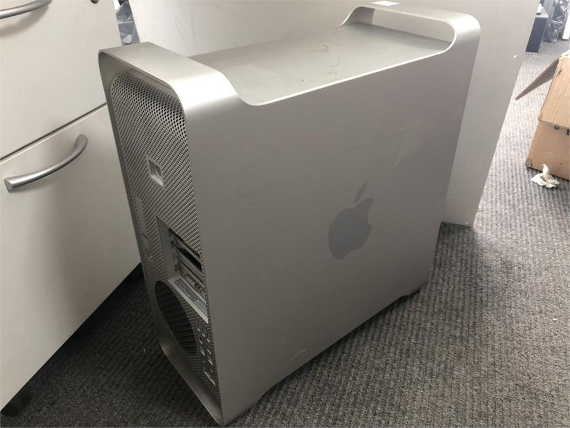 Apple Mac Pro Quad Core A1186 250GB - Securely Wiped - Image 4 of 5