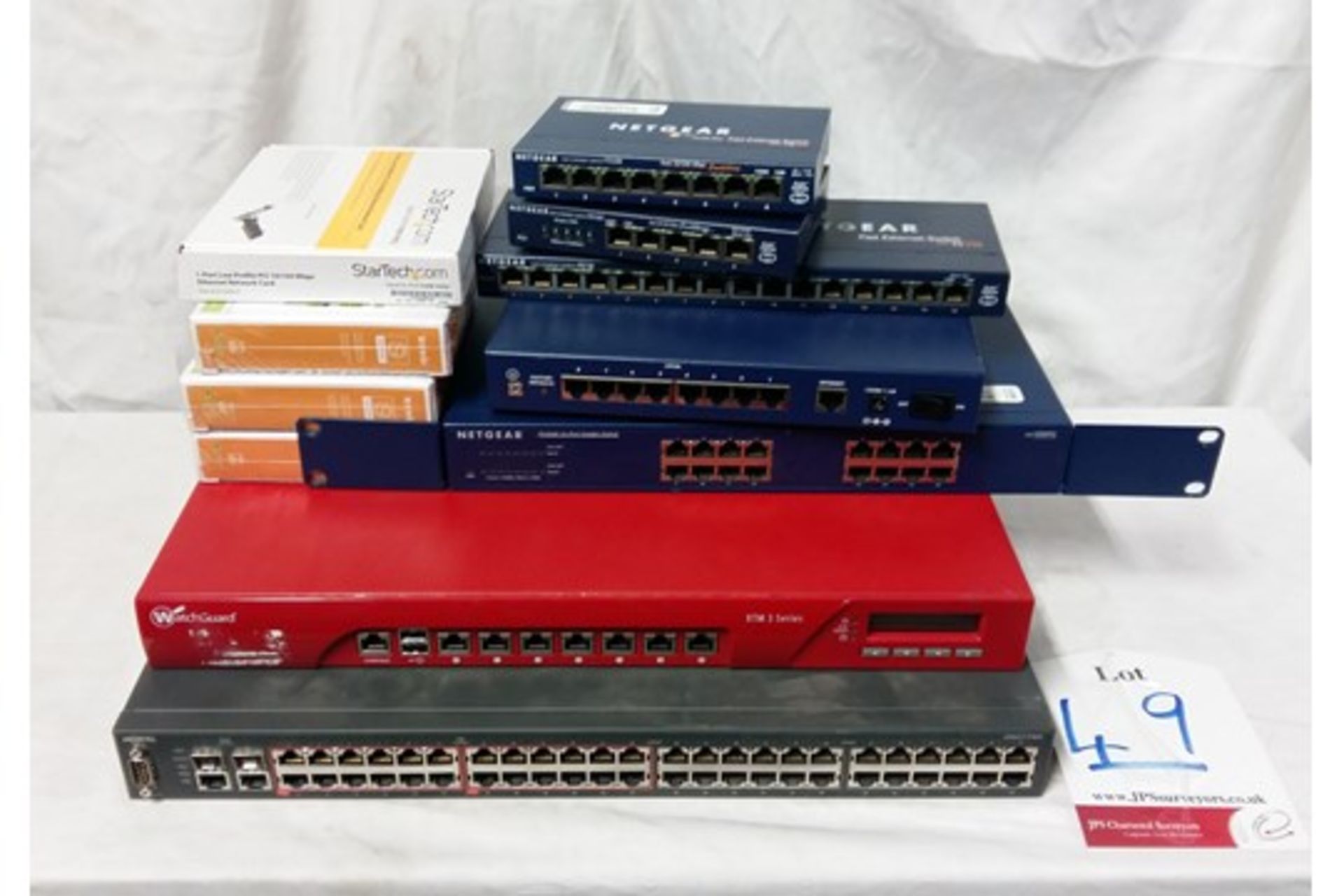 Mixed lot of IT equipment - See pictures for details