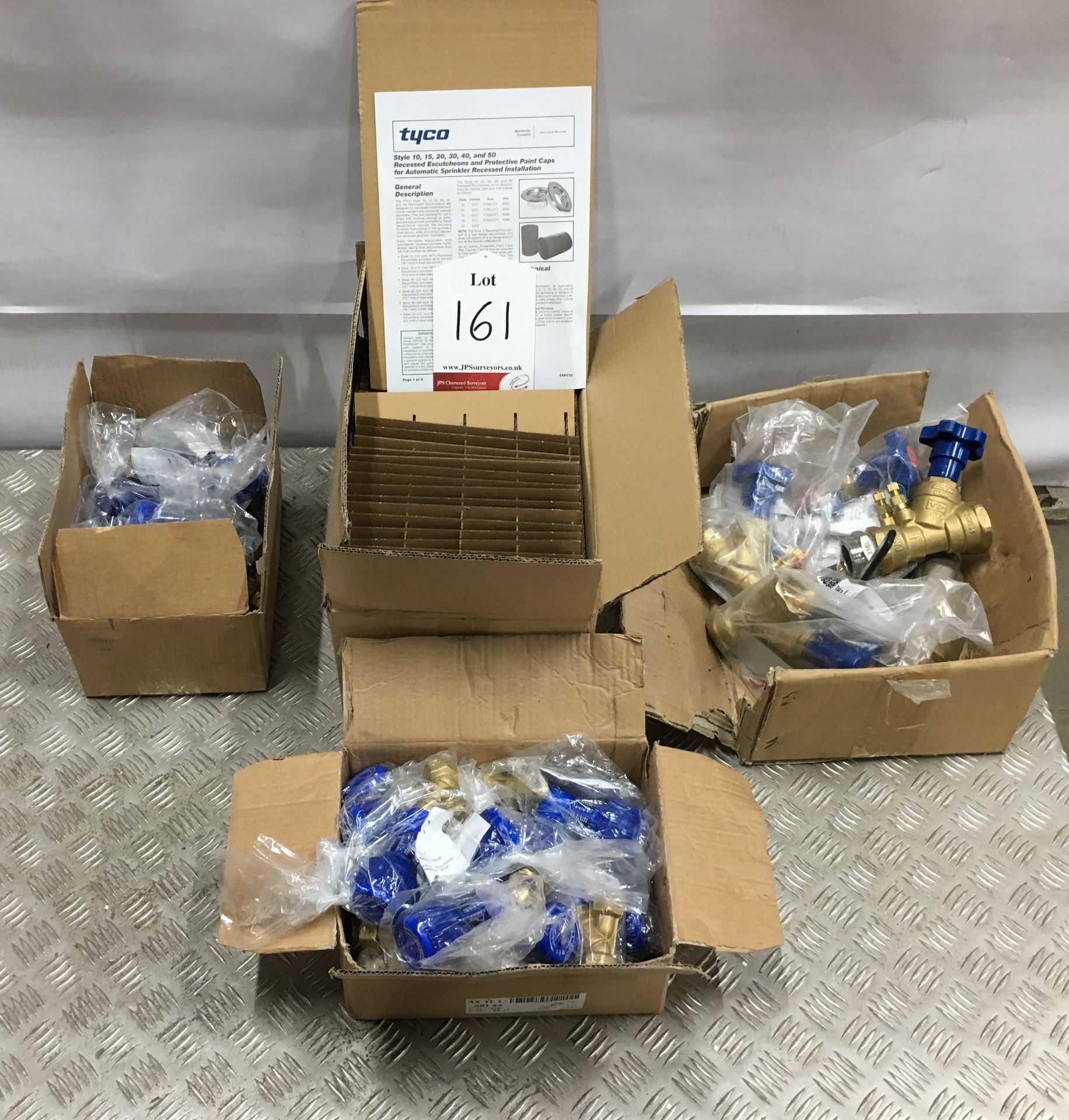 Quantity of regulating valves and accessories. See description.