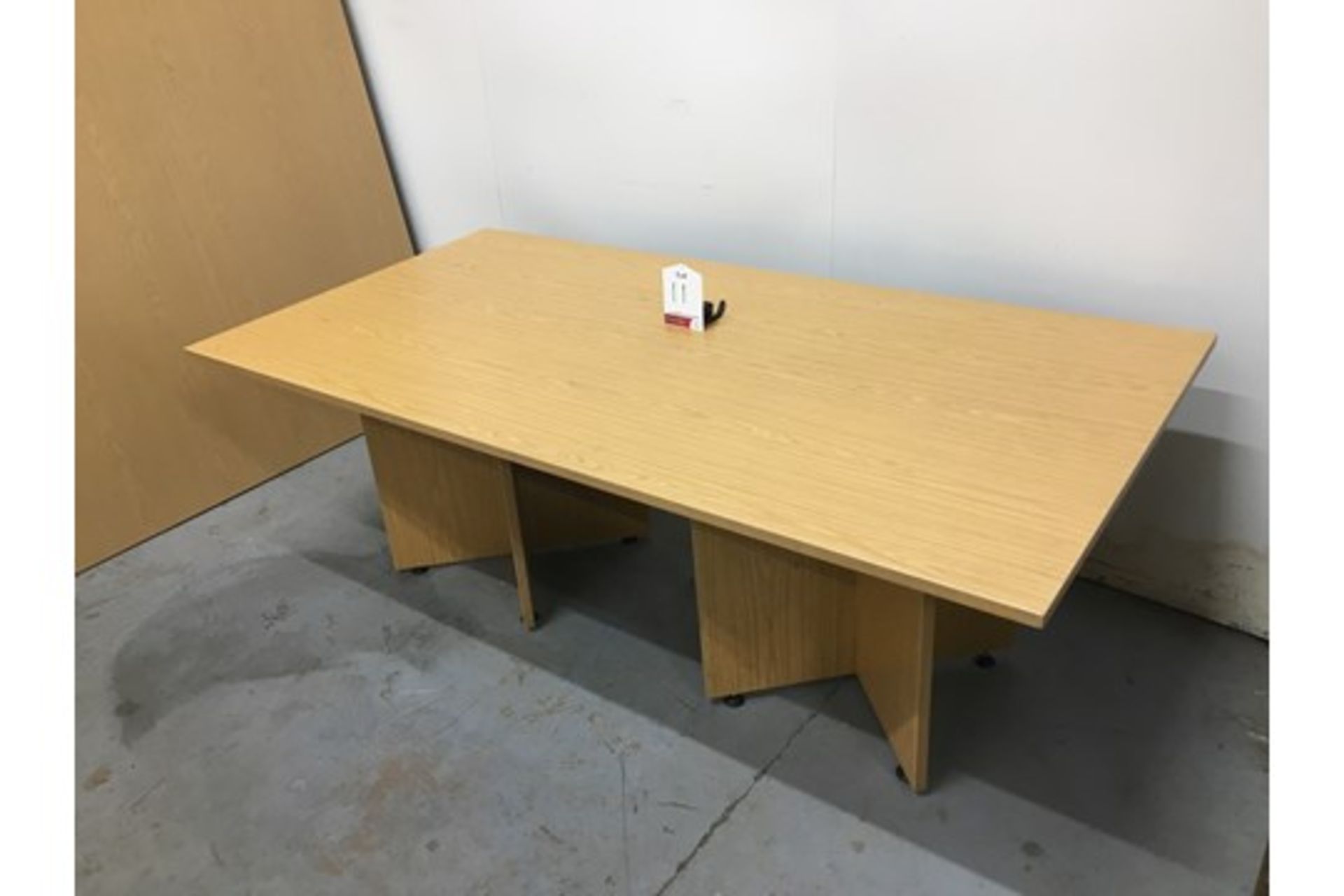 Office Desk in Light Oak Finish - L 2m x W 1m x H 70cm - Image 2 of 2