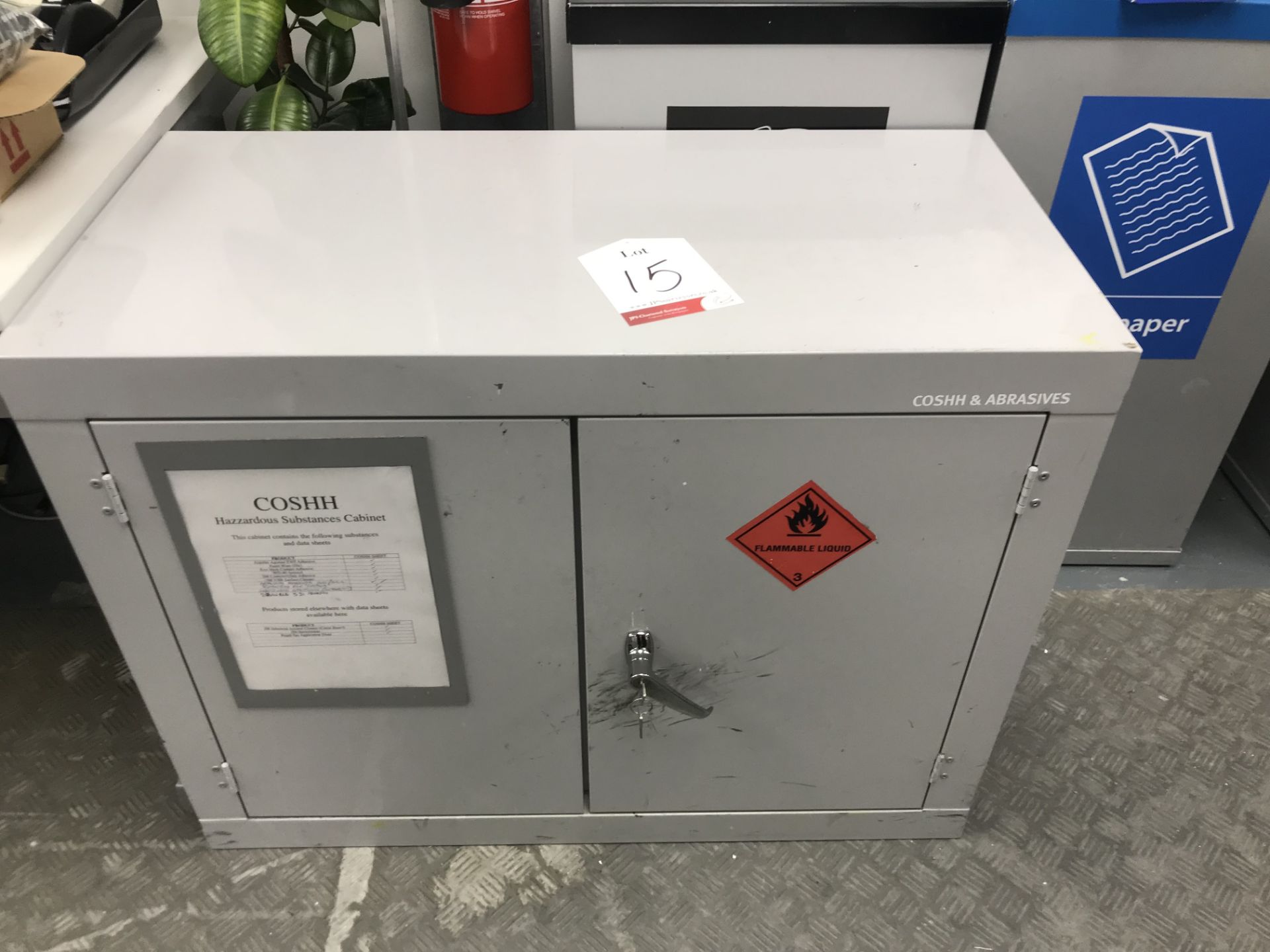 Metal Low Height COSHH Storage Cabinet w/ Key - Image 2 of 4