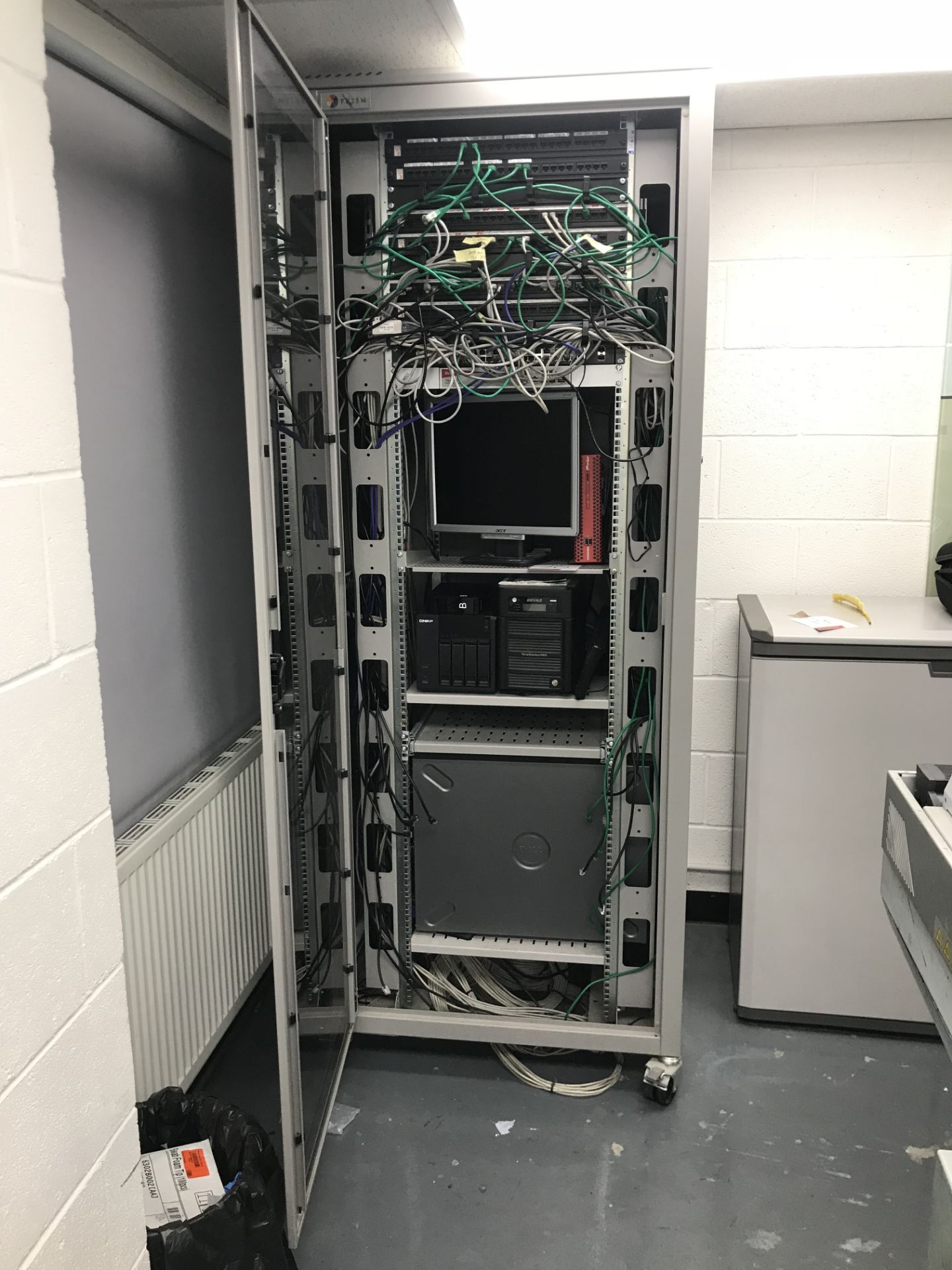 Prism Server Cabinet w/ 6 x 24 Port Network Panels, Draytek Vigor2955 & Cisco SLM2048 - Image 2 of 3