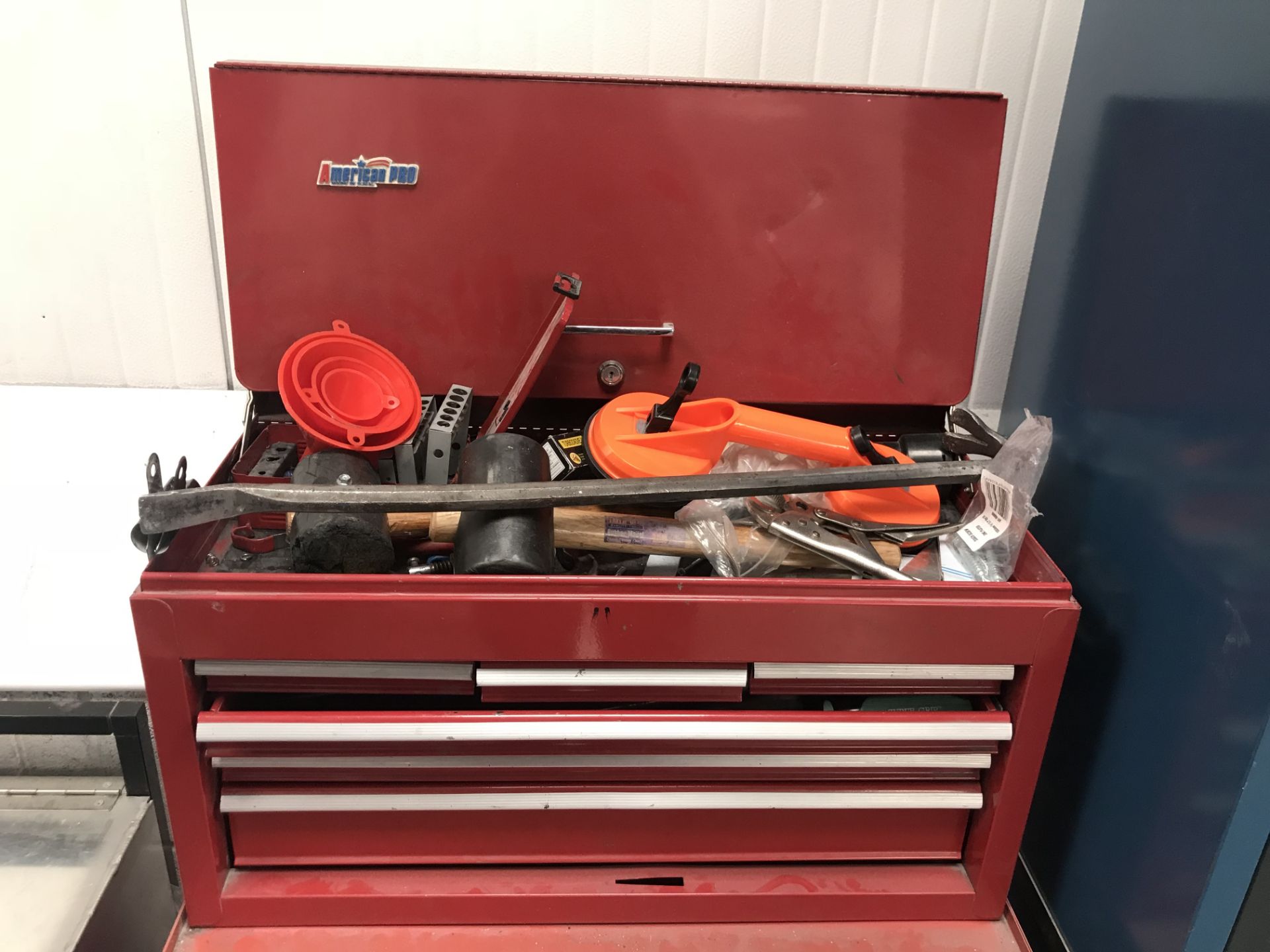 Mobile Tool Trolley w/ Contents - See Pictures - Image 2 of 3