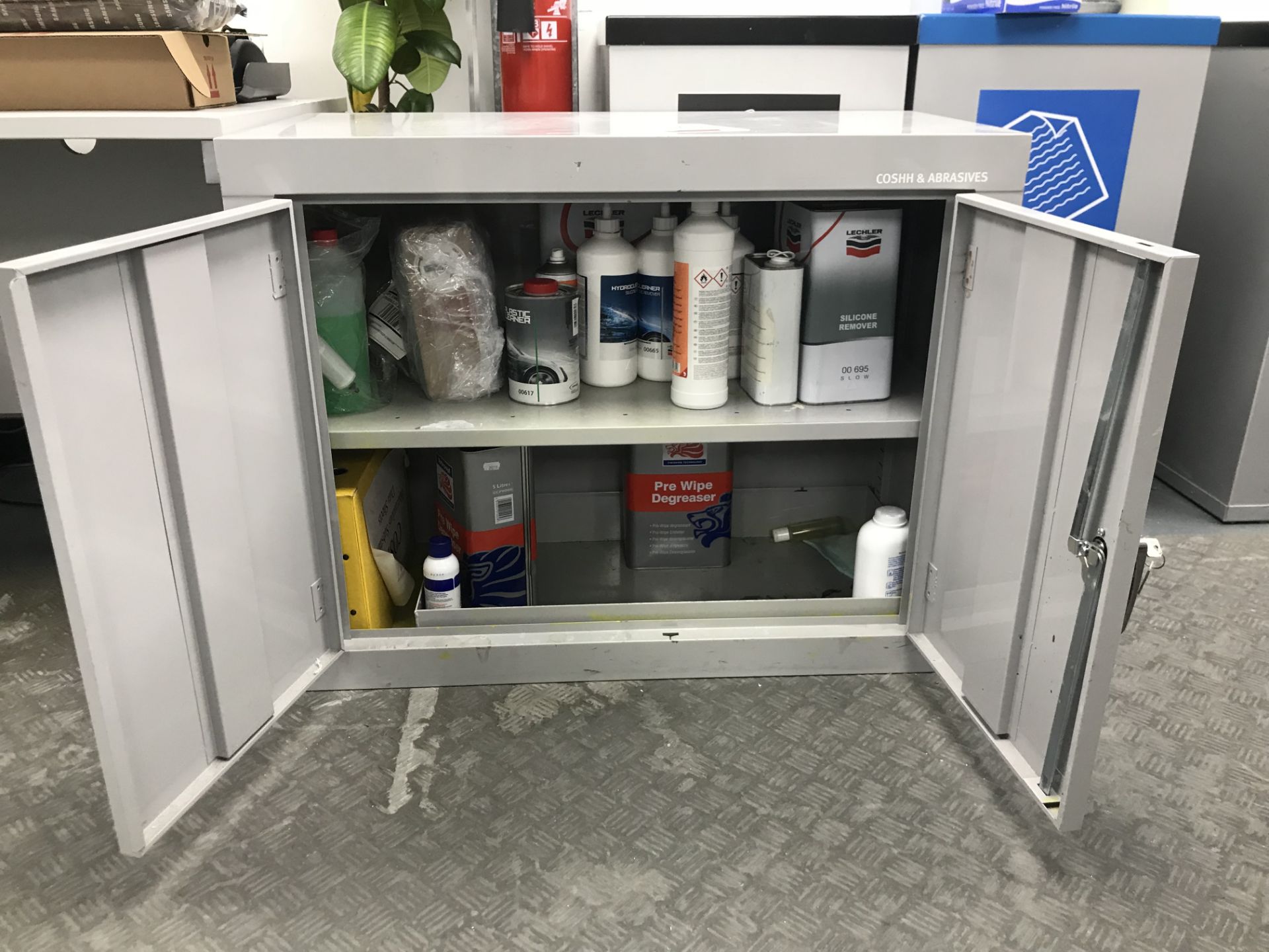 Metal Low Height COSHH Storage Cabinet w/ Key - Image 3 of 4