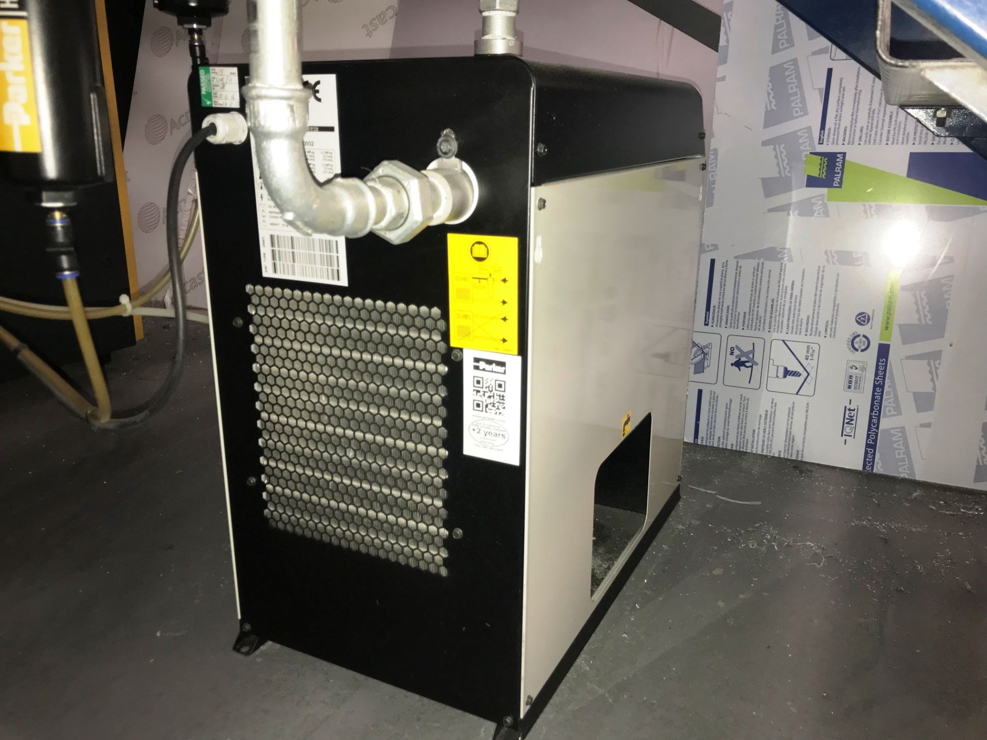 Kaiser HPC SK19 Air Compressor w/ Air Receiving Tank, Cooler & Oil/Water Seperator - Image 4 of 11