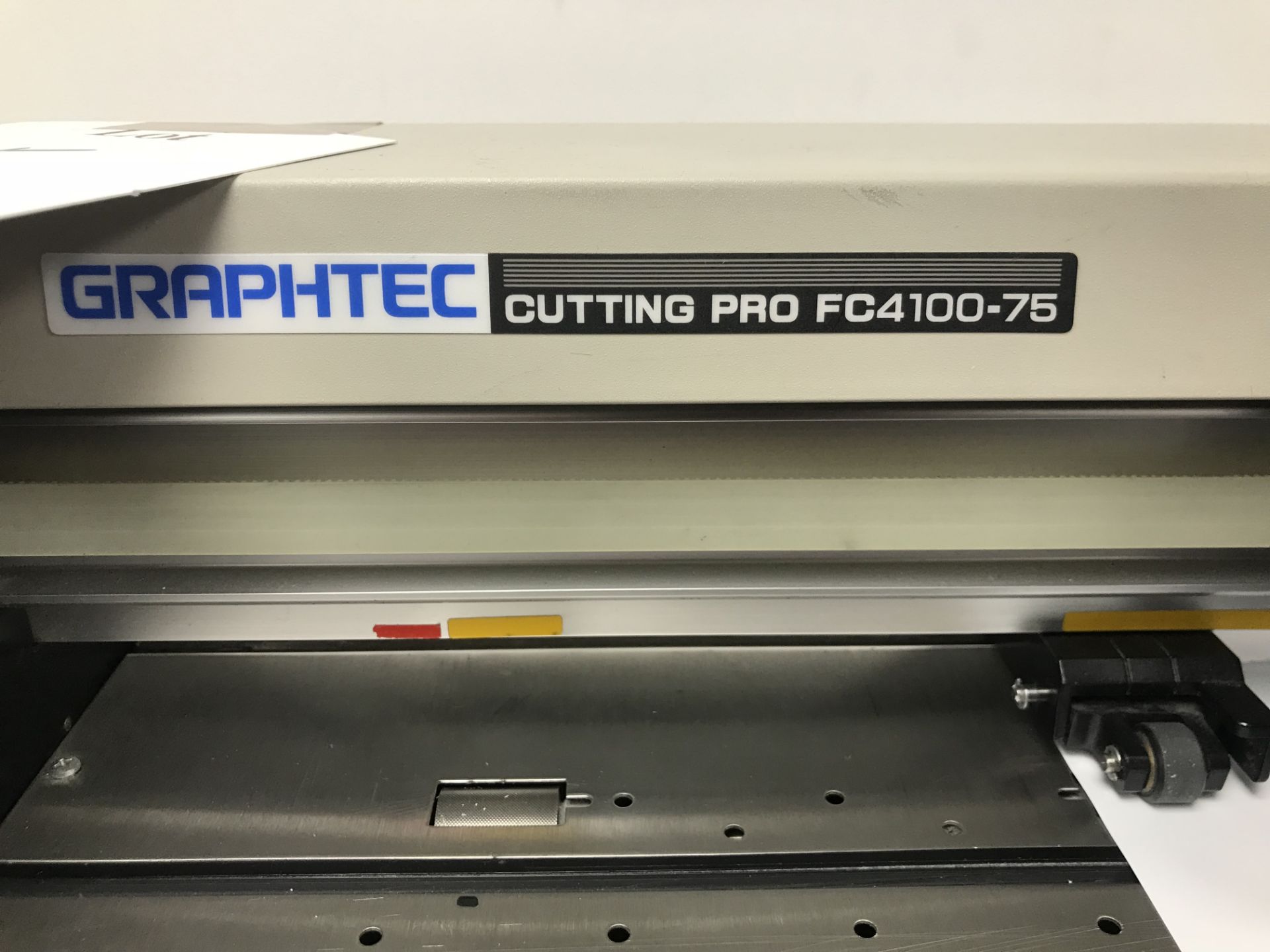Graphtec FC4100-75 Cutting Pro Vinyl Cutter w/ CD User Manual - Image 3 of 6