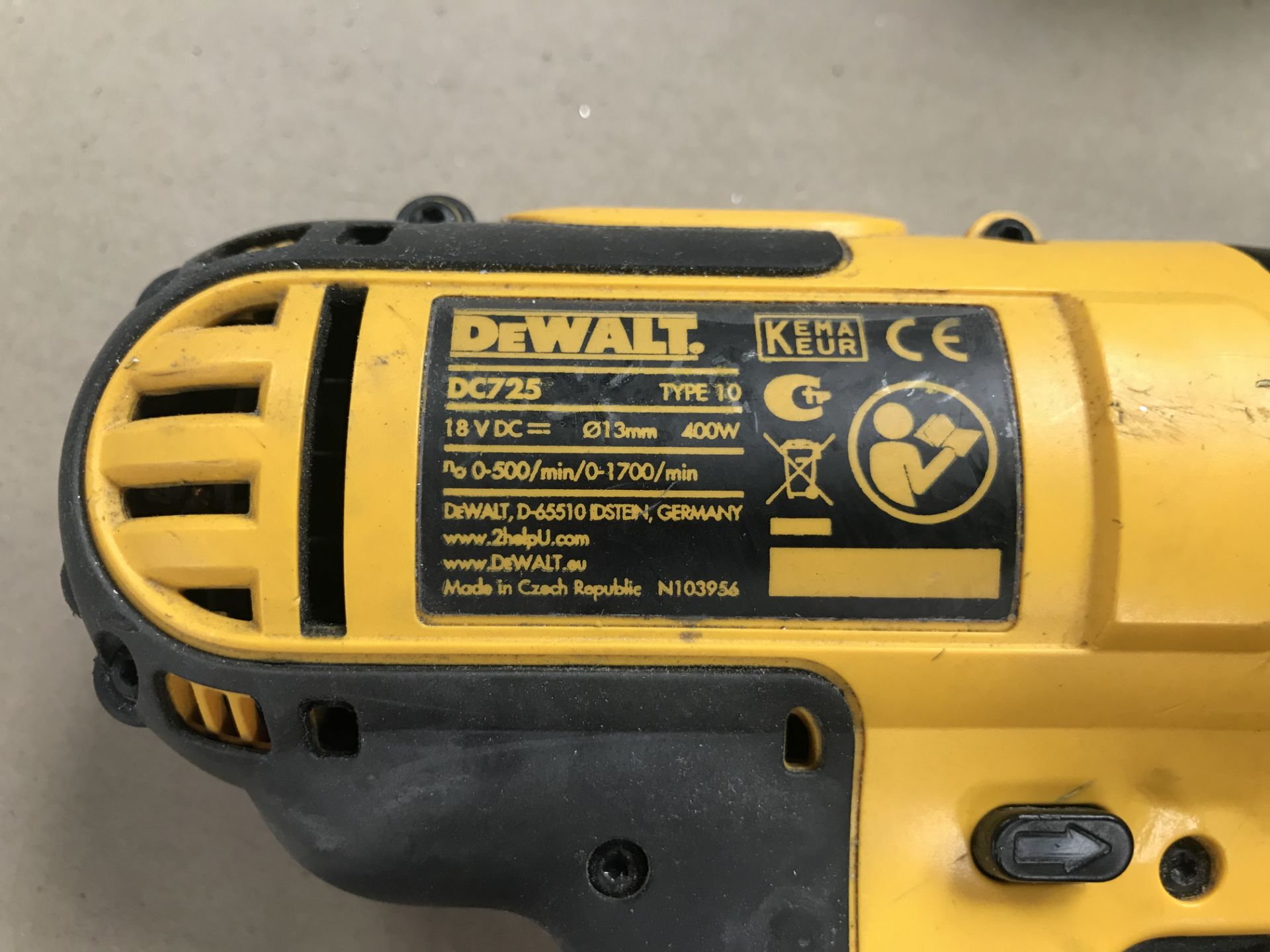 Dewalt DC725 Hammer Drill w/ Charger & 3 x Spare Batteries - Image 2 of 2