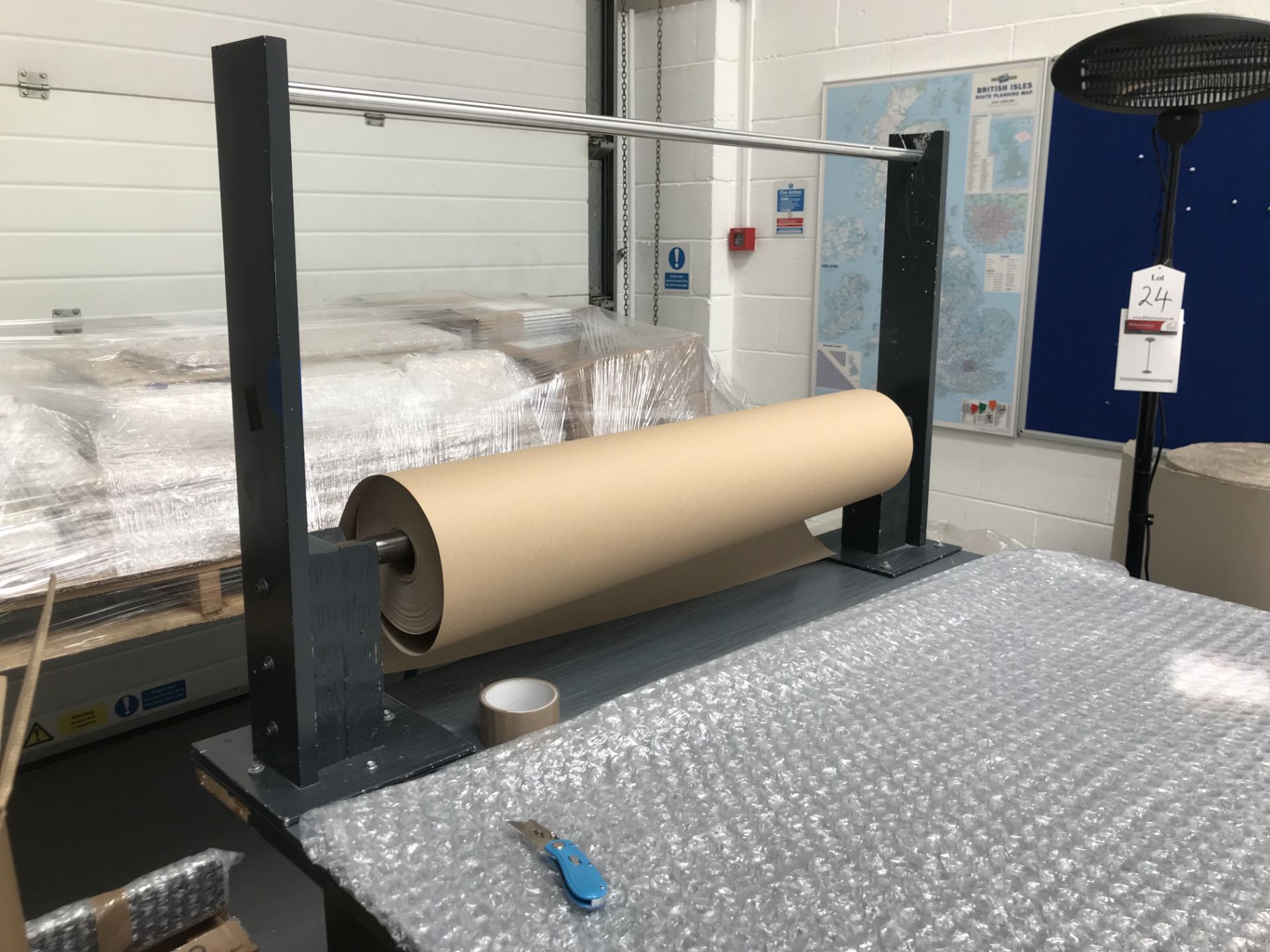Packaging Bench w/ Roll Wrap Attachment - Approx Length 7.5m - Image 4 of 5