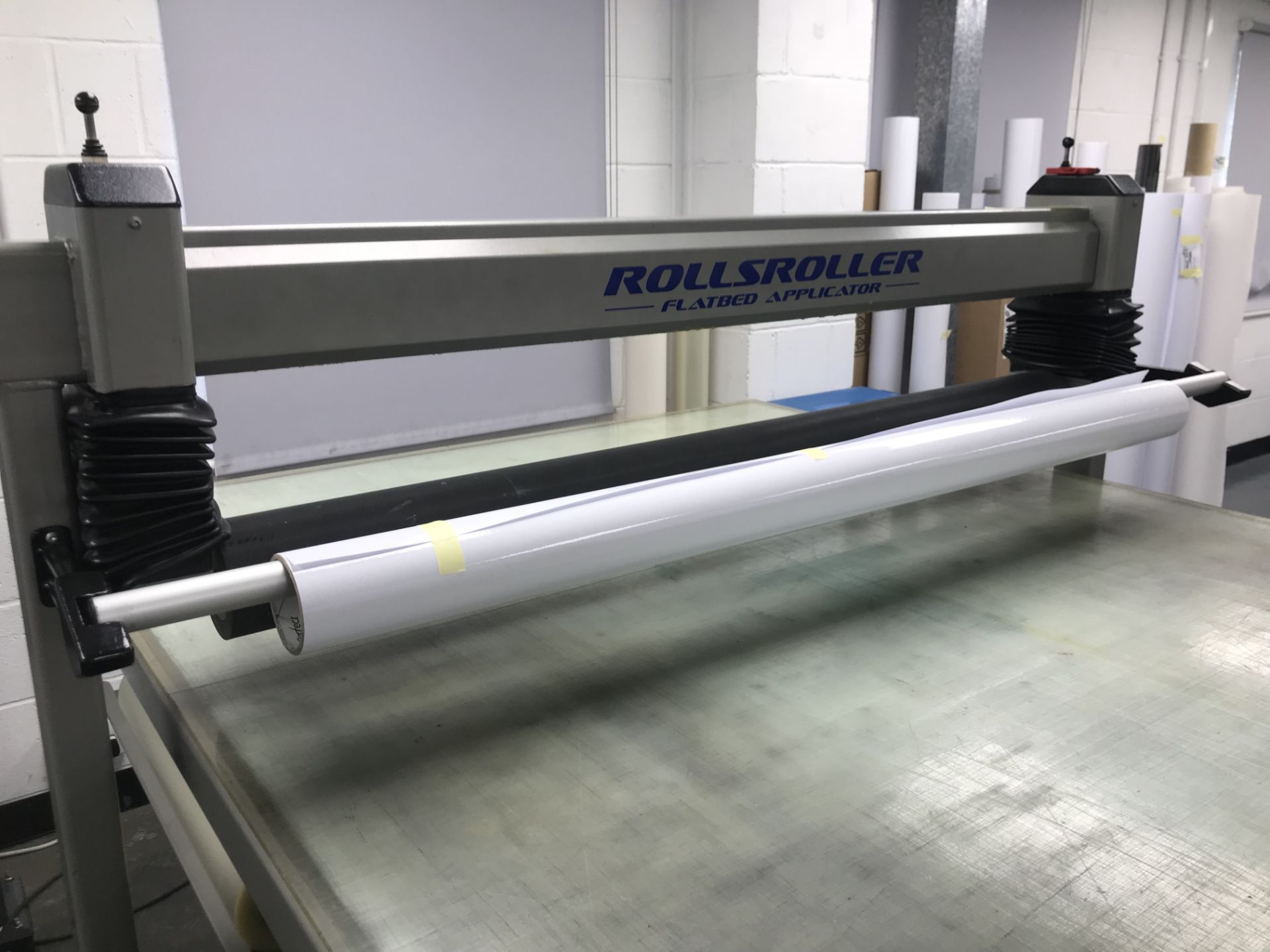 Rollsroller Flatbed Applicator 400 Laminating System - Image 4 of 6