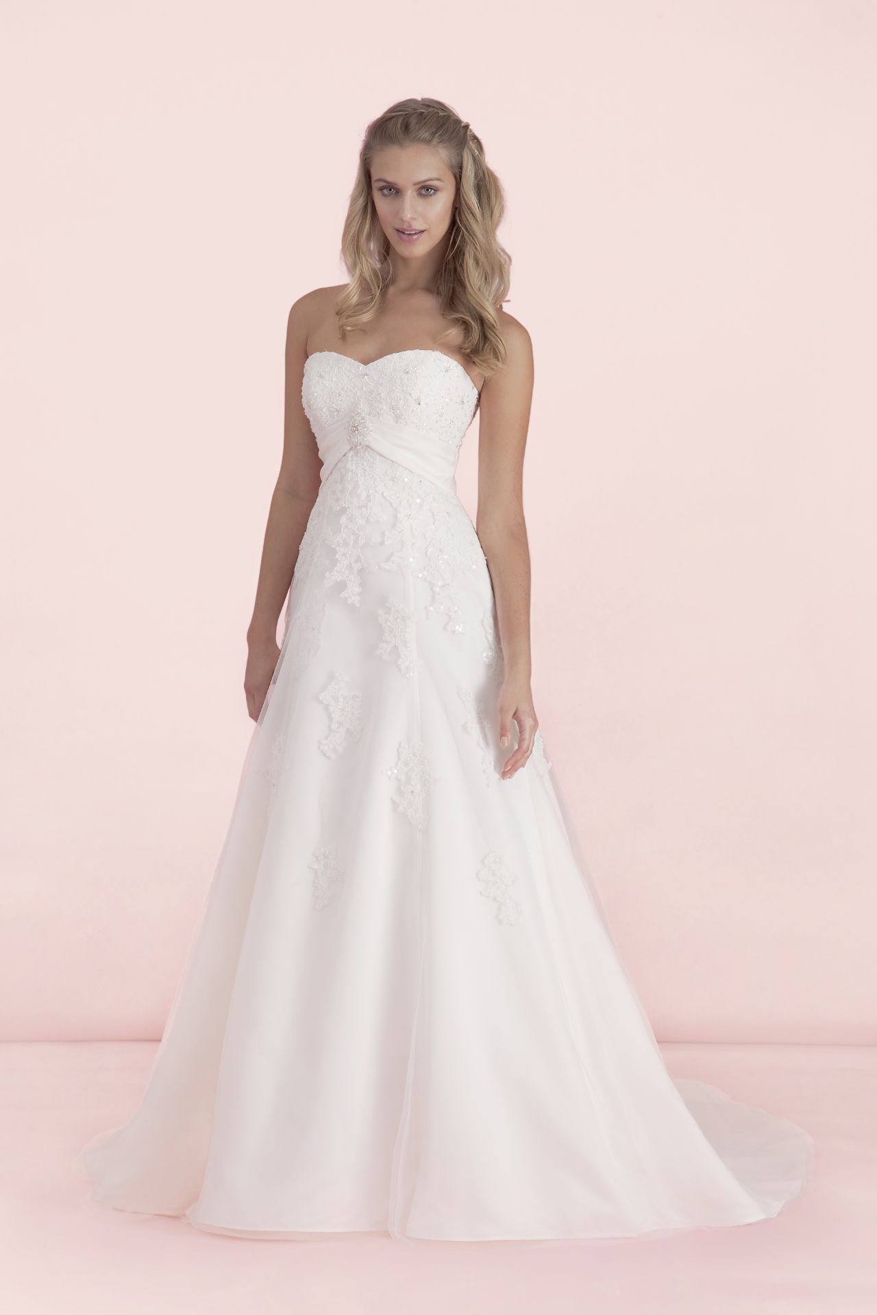 80 x Various Ex-Display Wedding Dresses - Brands inc: LadyBird, White Rose & Lillian West - Image 27 of 60