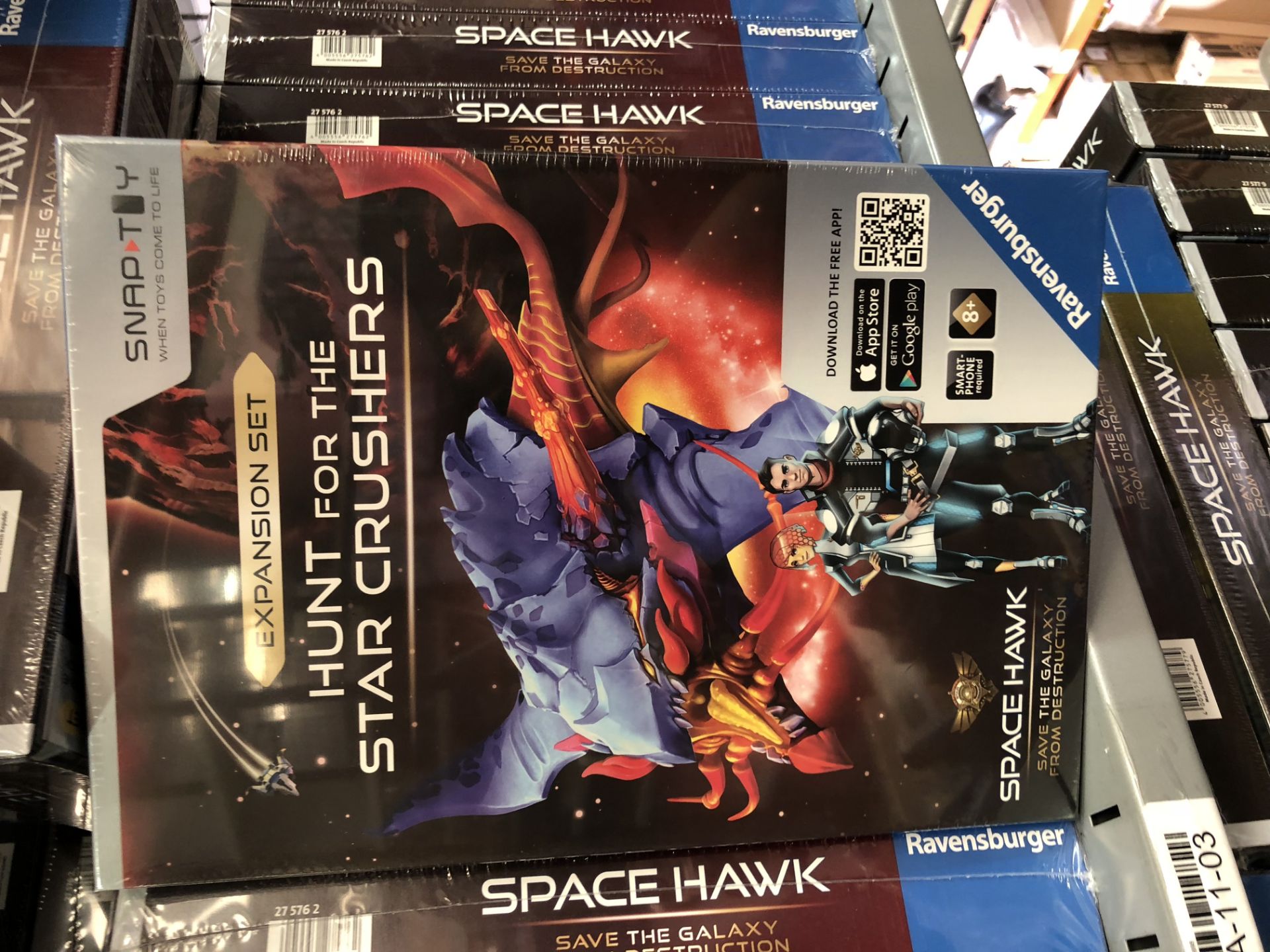 180 x Ravensburger Space Hawk Expansion Set- Hunt for the Star Crushers RRP £2698.2 - Image 3 of 6