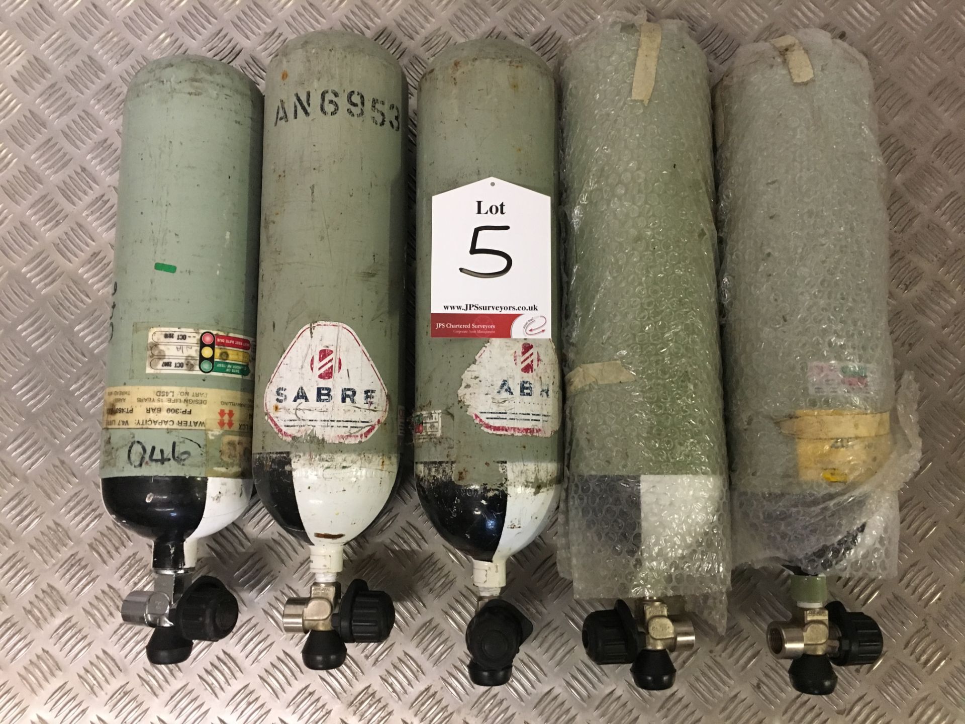 5 x Sabre 200 Bar Compressed Air Cylinder with Saver Valves