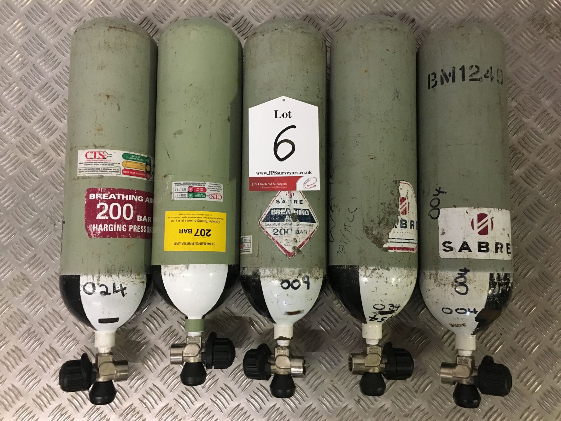 5 x Sabre 200 Bar Compressed Air Cylinder with Saver Valves