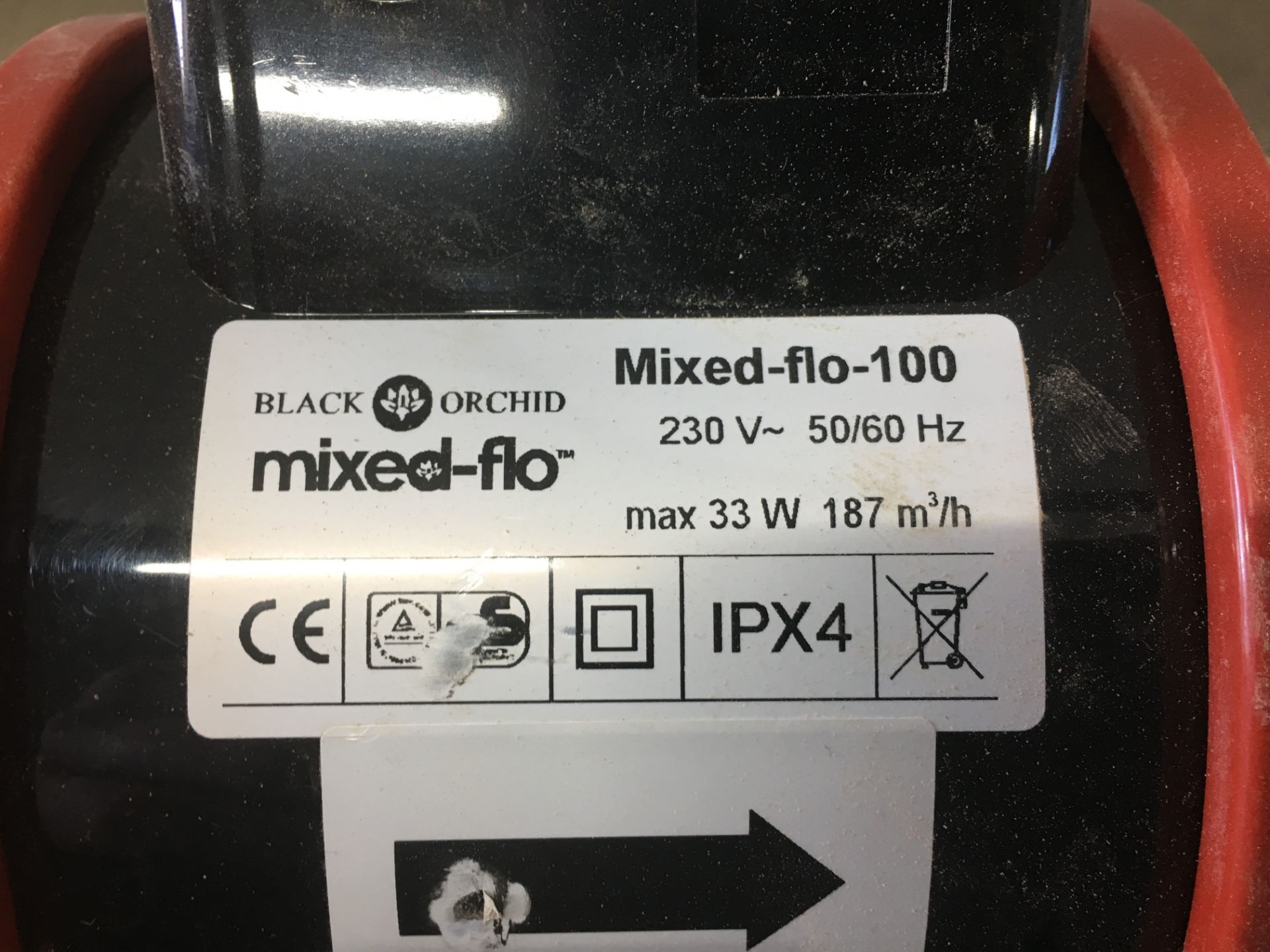 Black Orchid Mixed Flo 100 In-Line Extractor Fan - Image 2 of 3