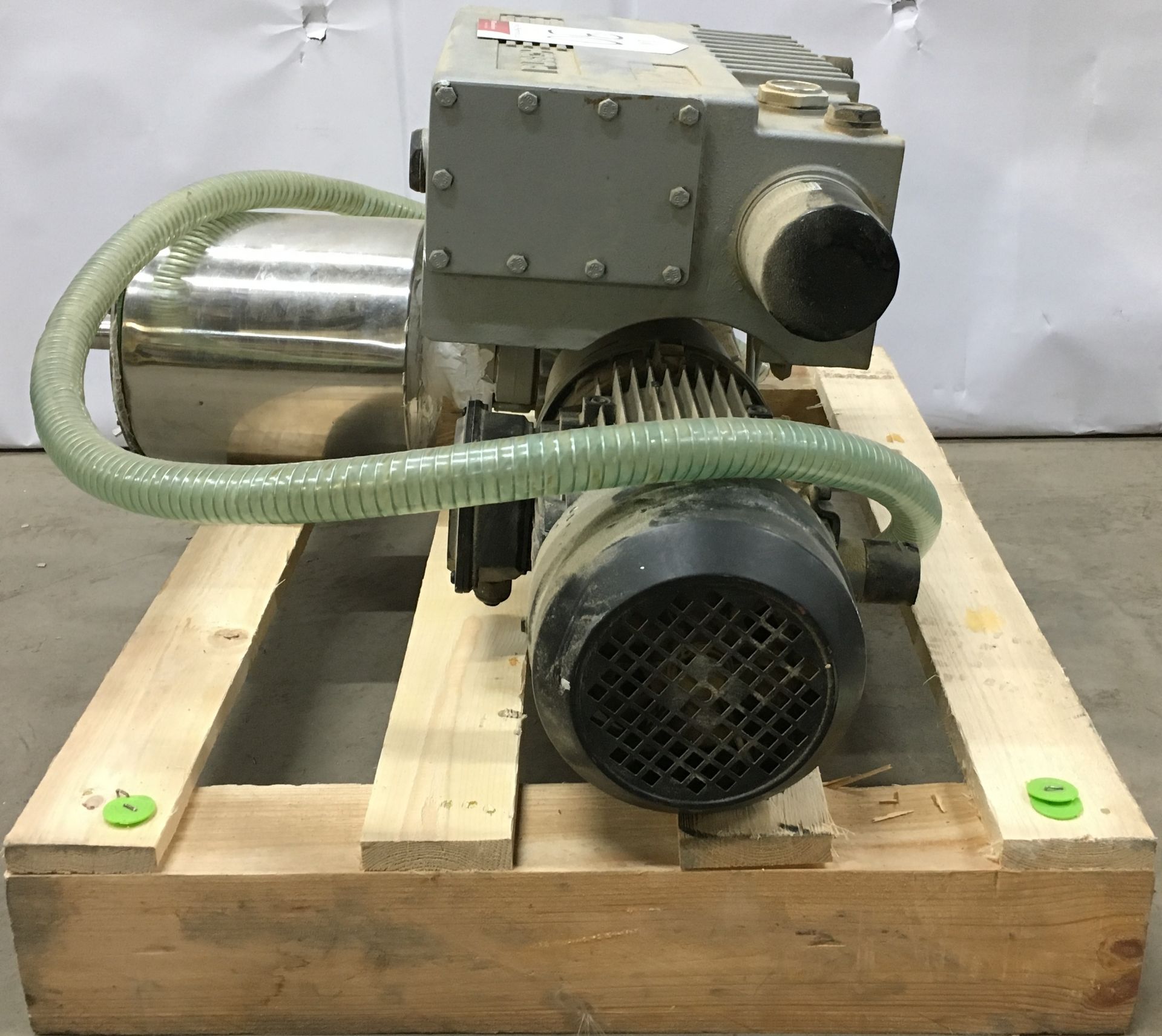 Pusch Type XD-040 Rotary Vane Vacuum Pump - Image 4 of 4