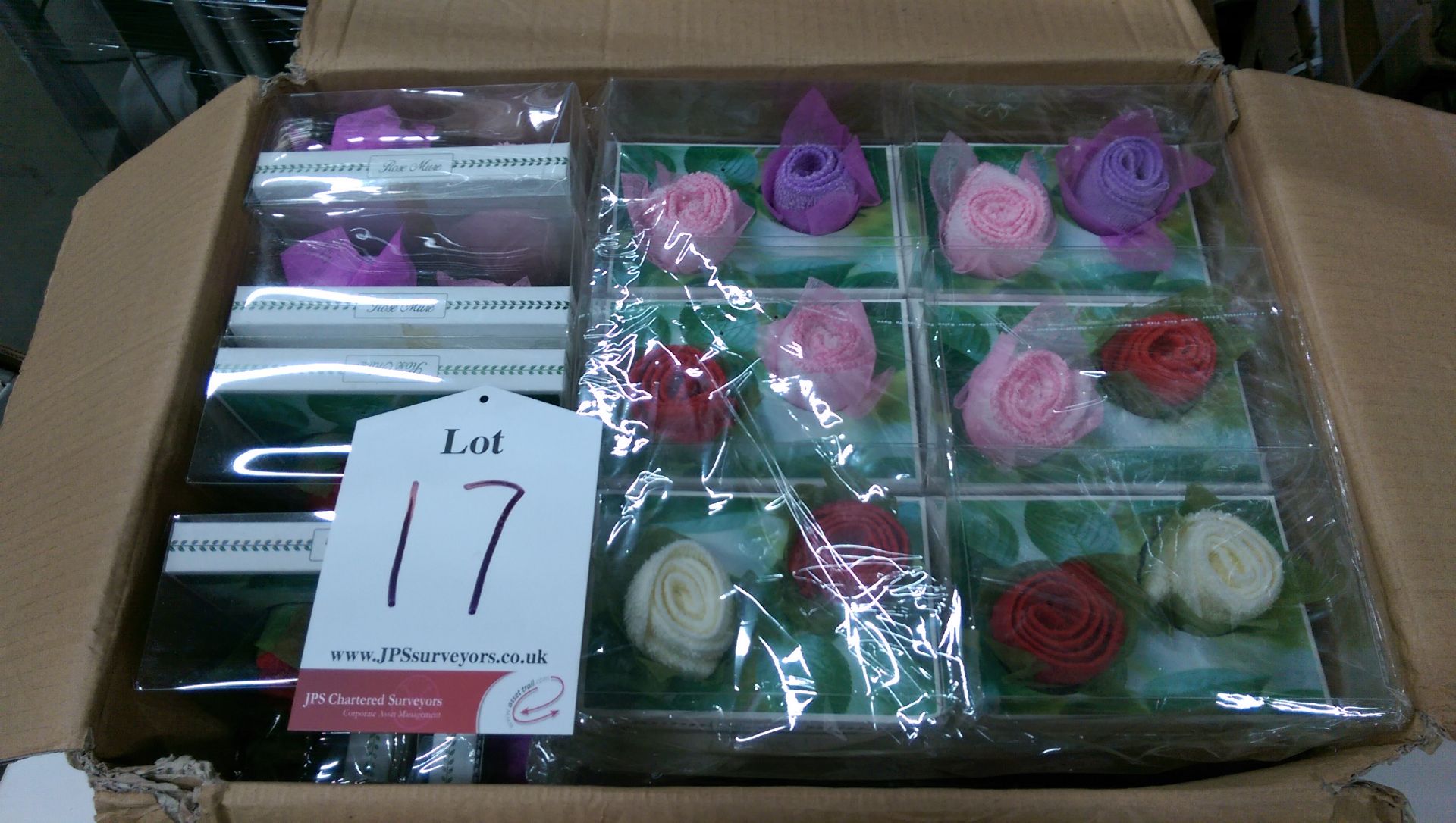 52 x Twin Rose Gift Sets