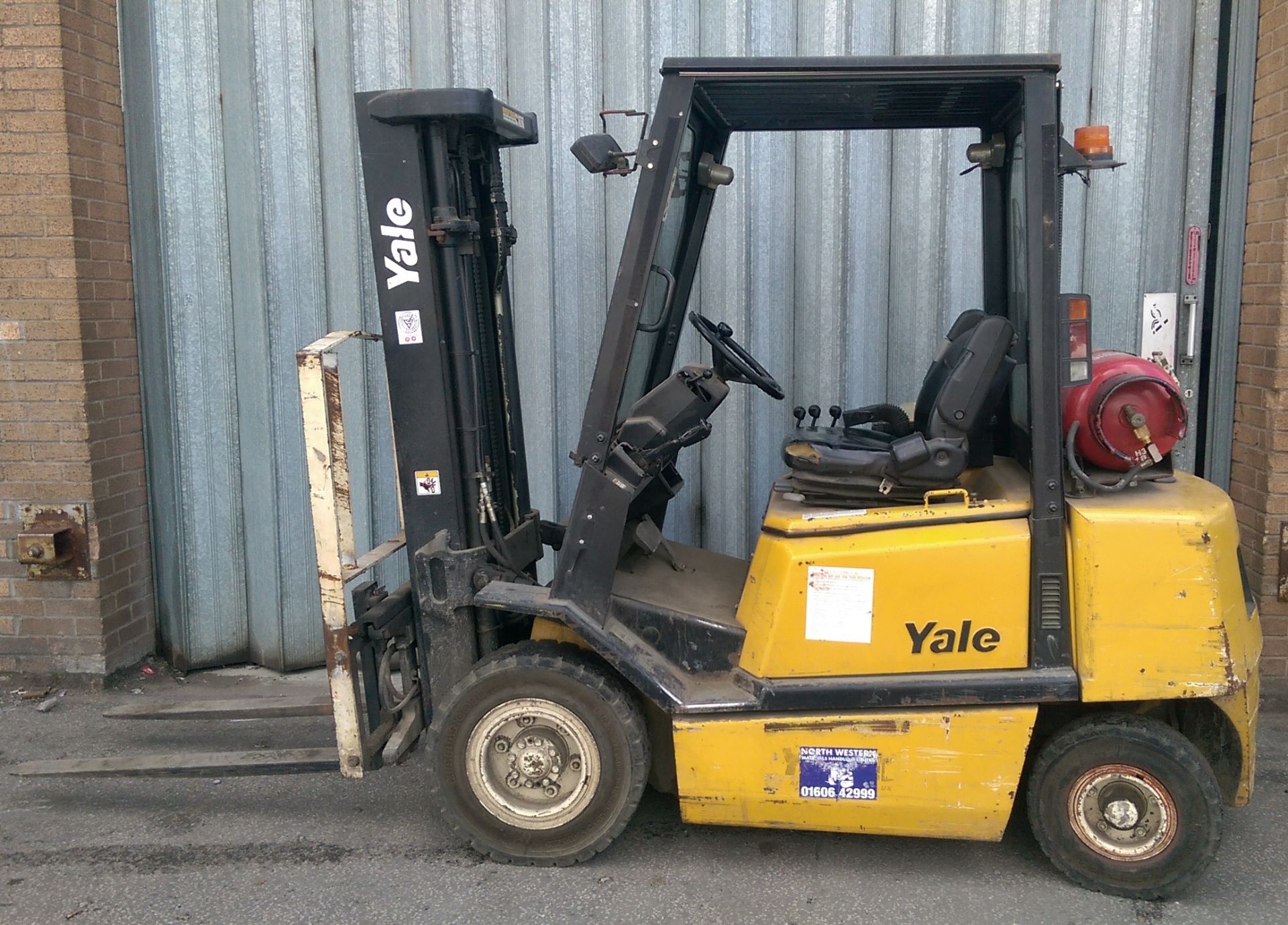 Yale GLP25TF E2170 Forklift - Image 3 of 6