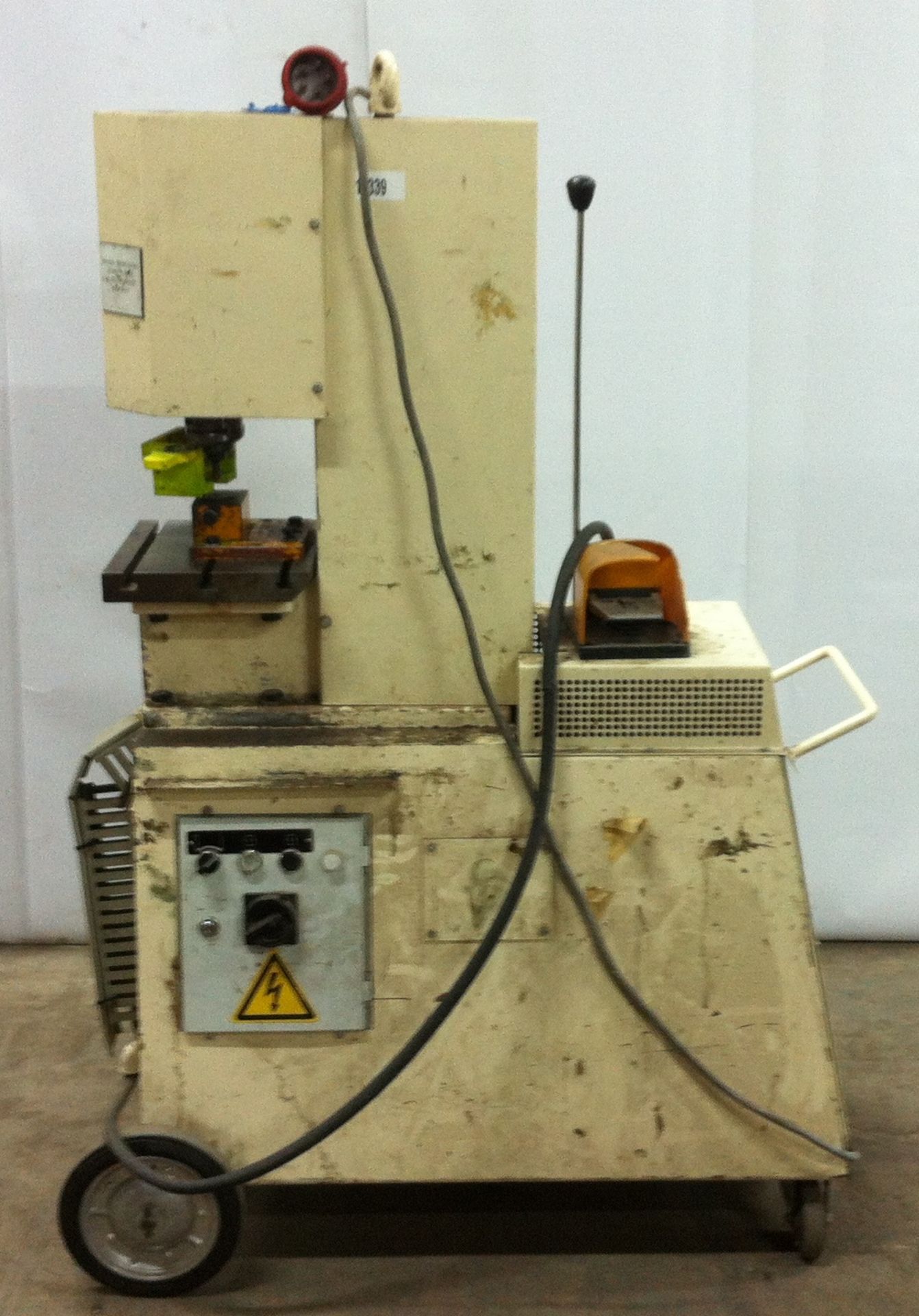 Geka Portable Hydraulic Punching Machine - Image 3 of 6