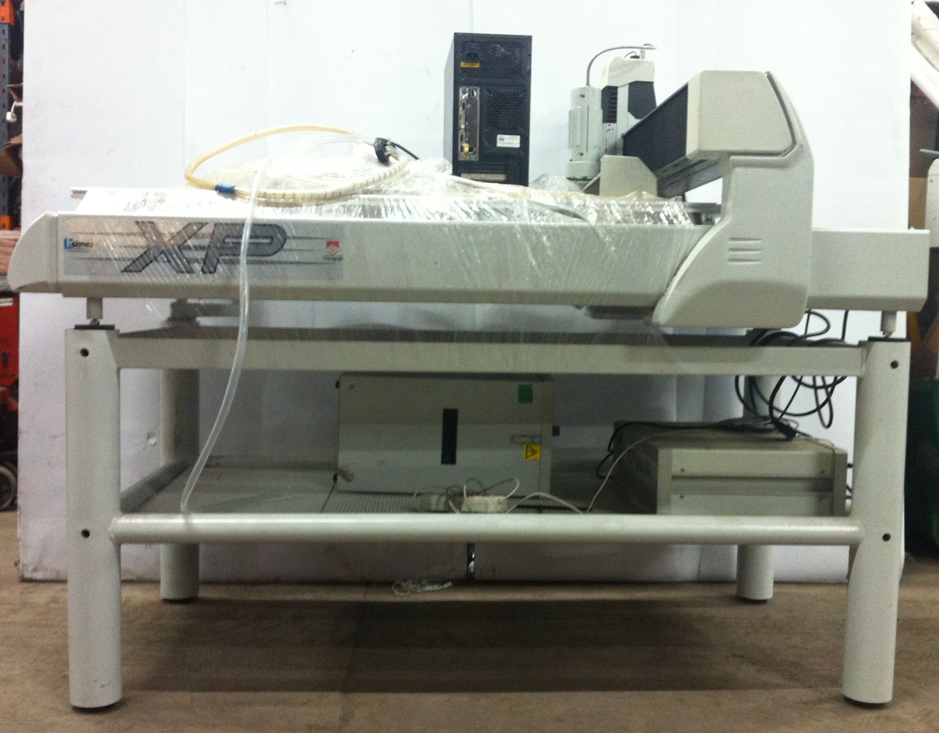 Hermes Gravograph Engraving CNC Milling MachineModel: IS8000XP, incl PC & Software