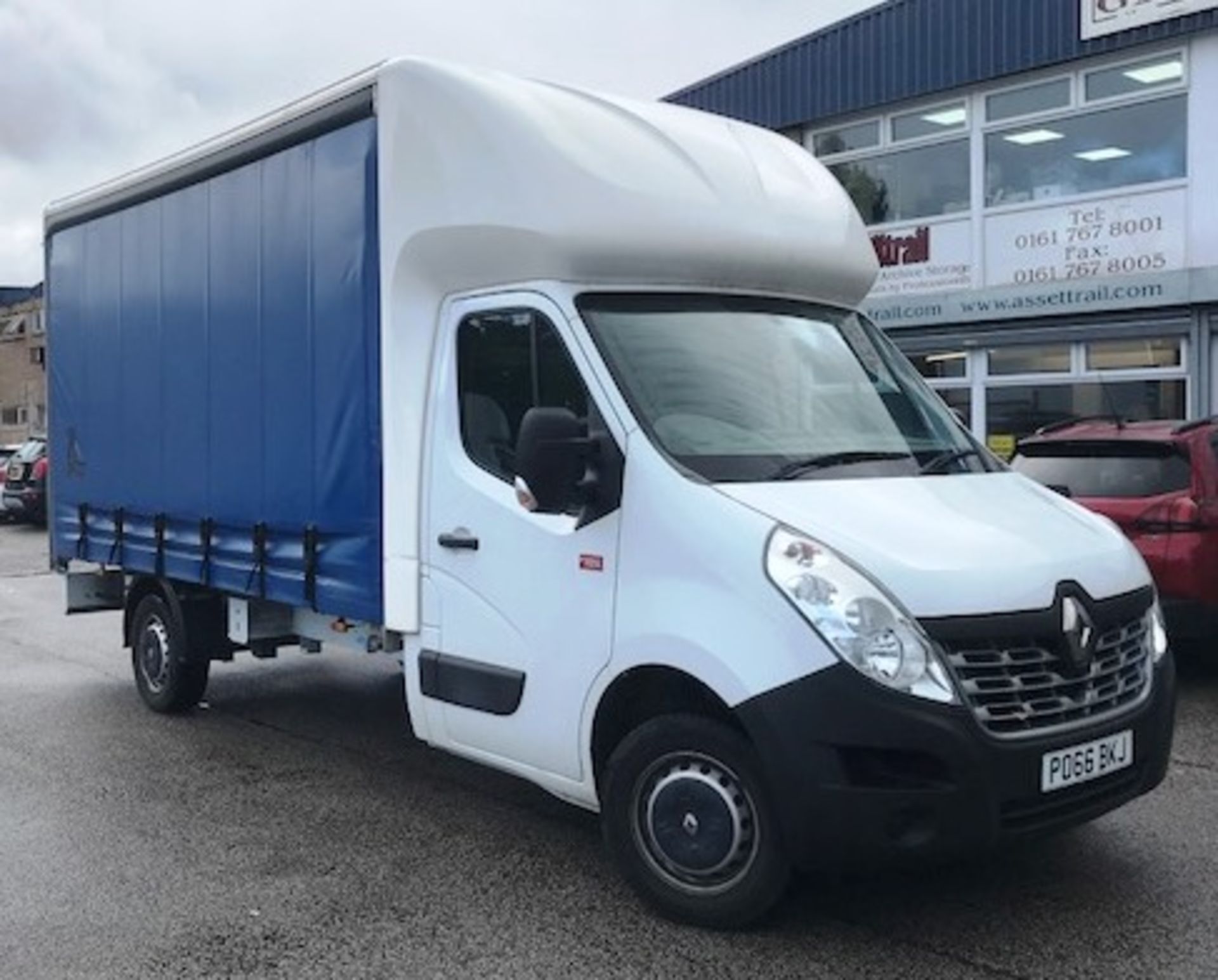 Renault Master 135.35 C LWB 3.5T Curtainsider Luton Van