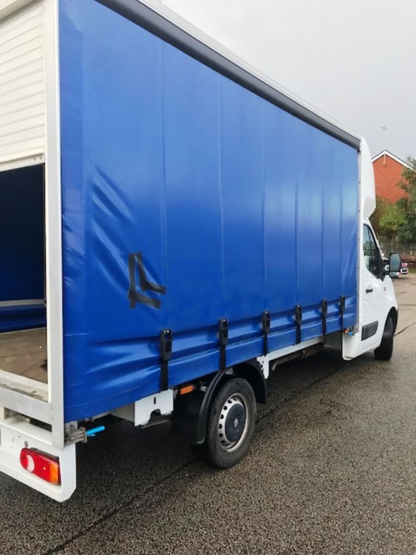 Renault Master 135.35 C LWB 3.5T Curtainsider Luton Van - Image 5 of 13