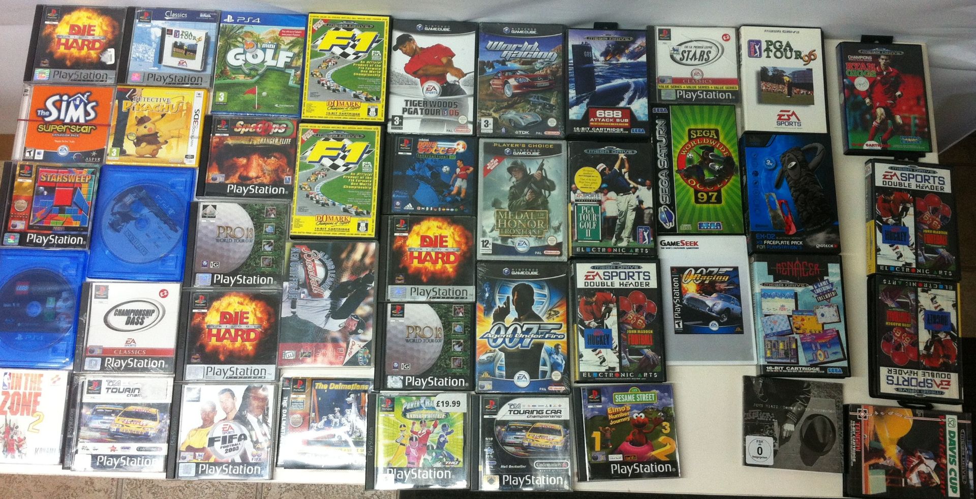 80 x Various PS, Sega Mega Drive, Game Boy Advance, Nintendo GameCube Games and CDs