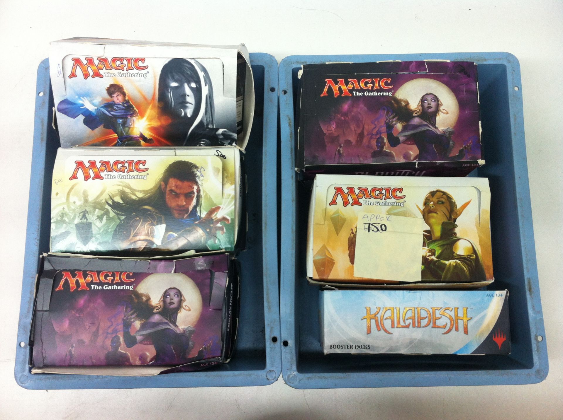 Shelf of Magic The Gathering Trading Cards and related collectables, as photographed. - Bild 2 aus 4
