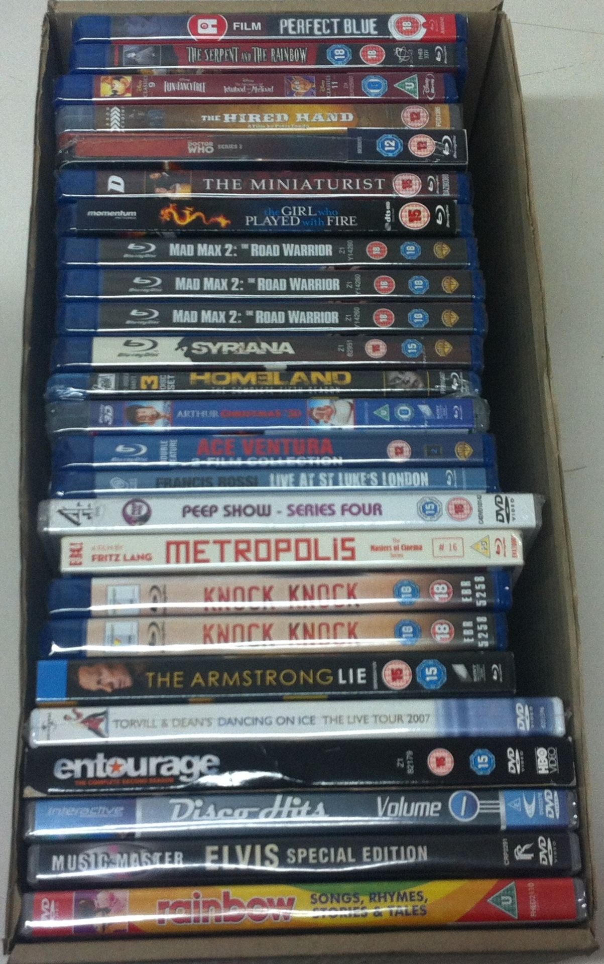 325 x Blu Rays and DVDs - Image 12 of 15