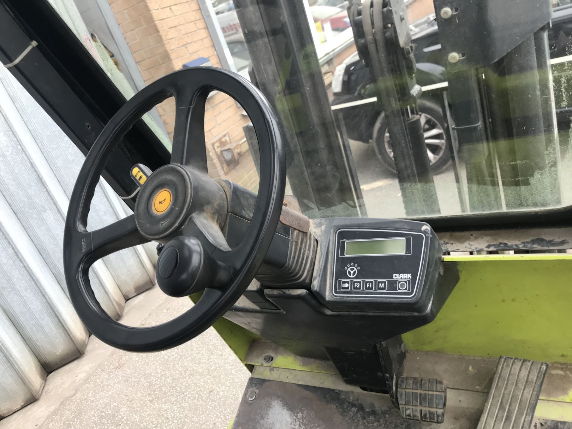 Clark CEM20SX Electric Forklift Truck | YOM: 1999 | Hours: 2374.1 w/ Charger - Bild 7 aus 9