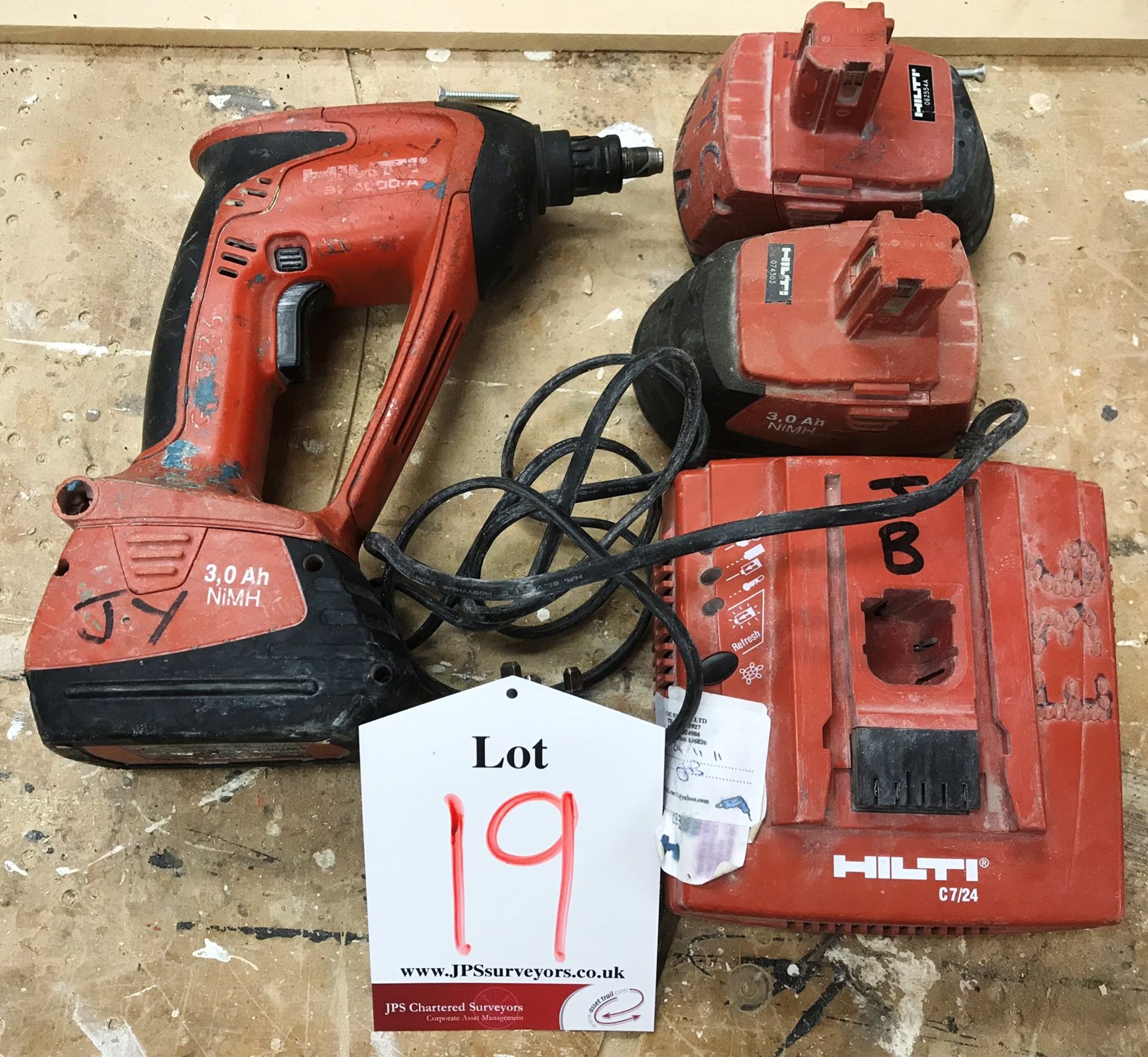 Hilti SF400A Cordless Screwdriver w/ charger & spare battery