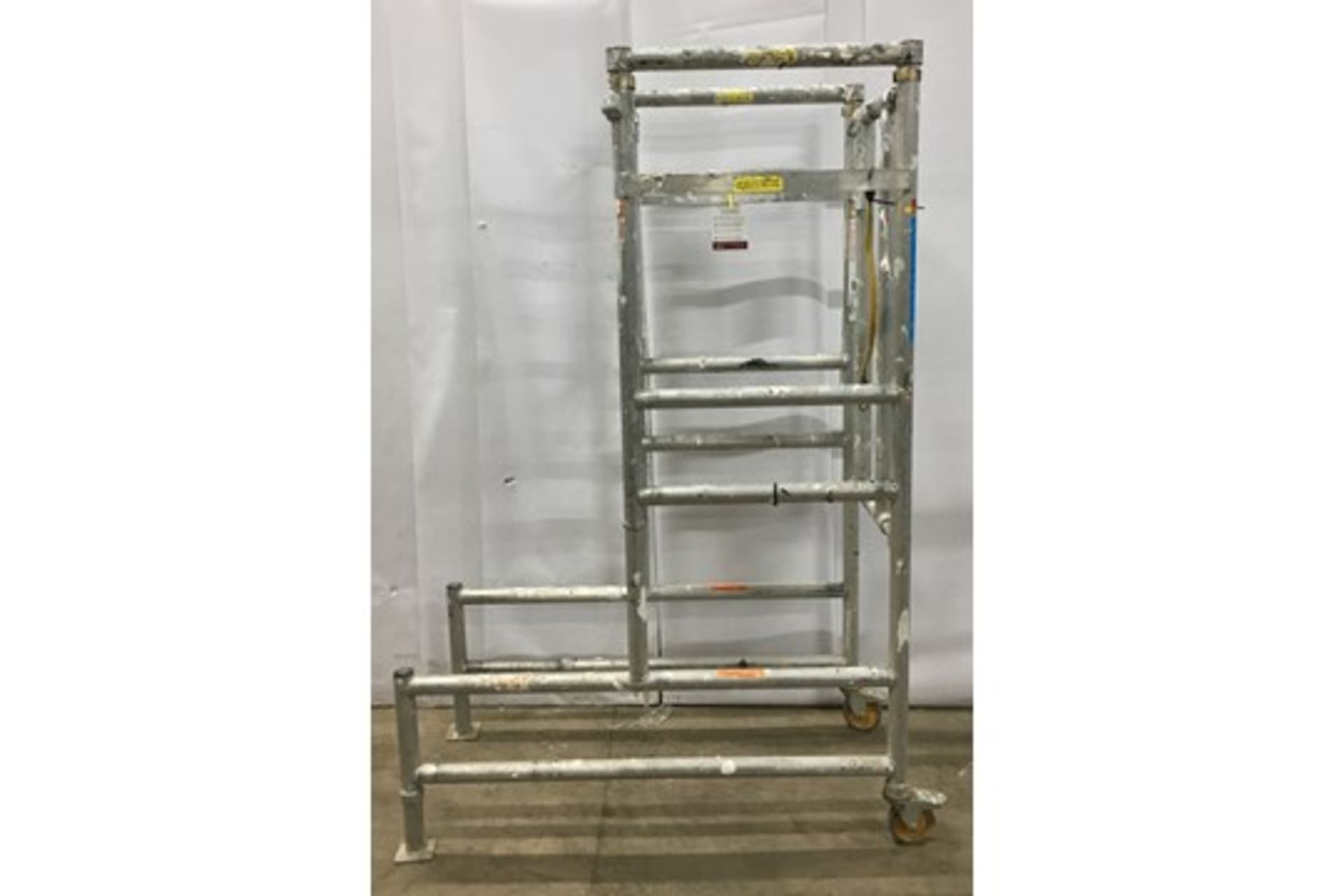 Quantity of Various Scaffolding Pieces/Platforms as per Description - Image 2 of 9