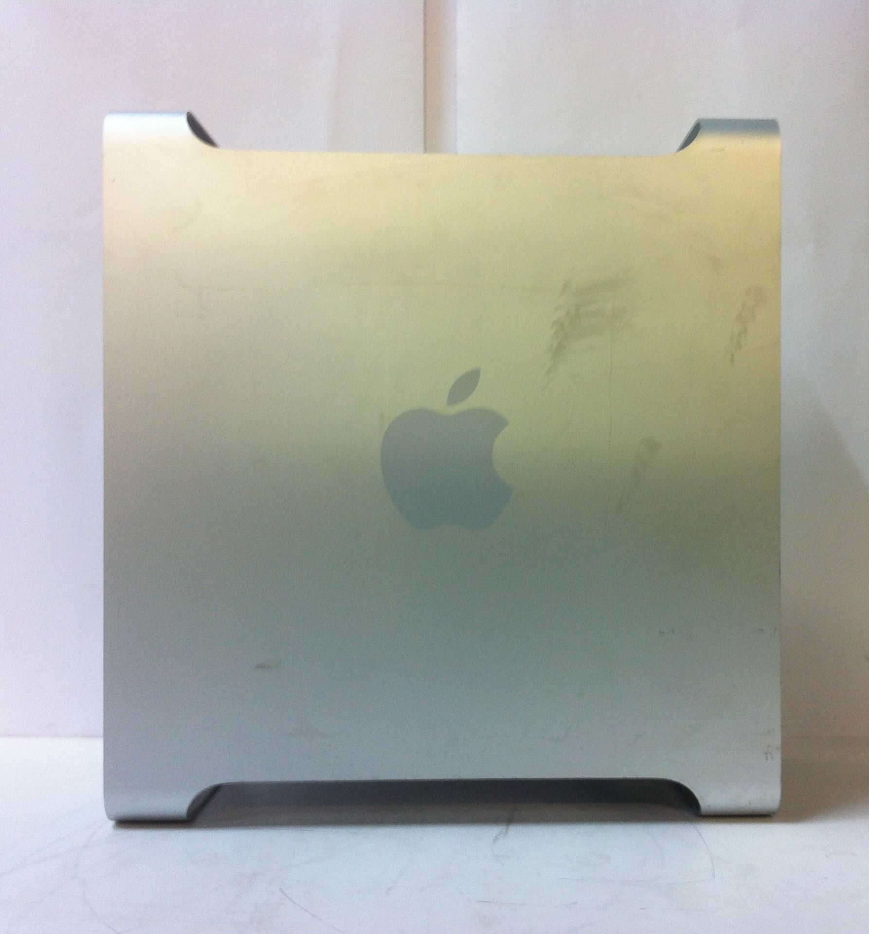 Apple MAC Desktop PC Tower - Bild 2 aus 3