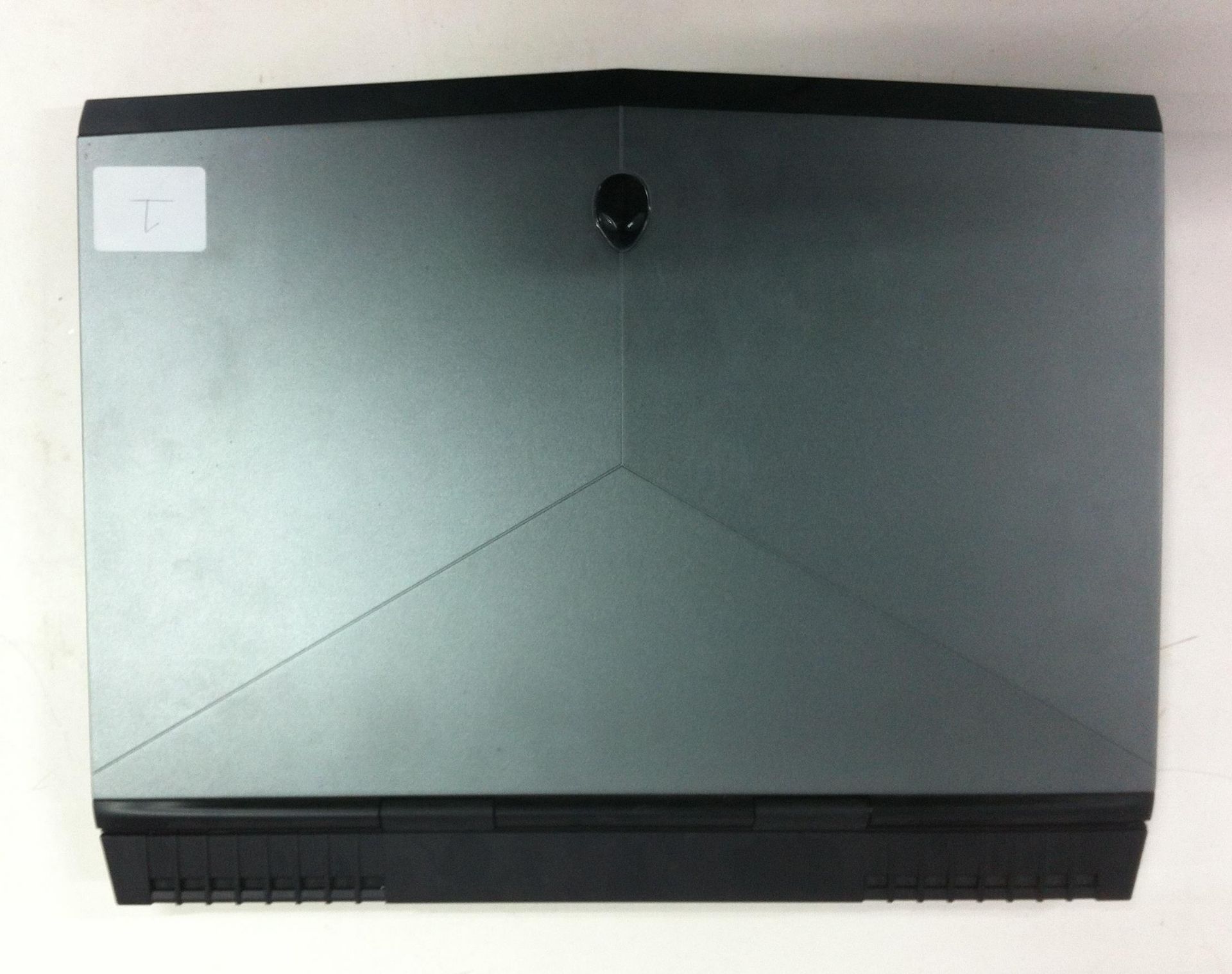 Alienware Core i5 7th Gen Laptop - Bild 2 aus 5