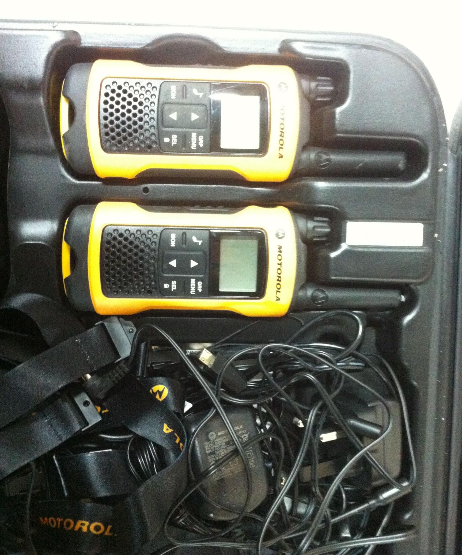 Set of Motorola Walkie Talkies - Image 3 of 3