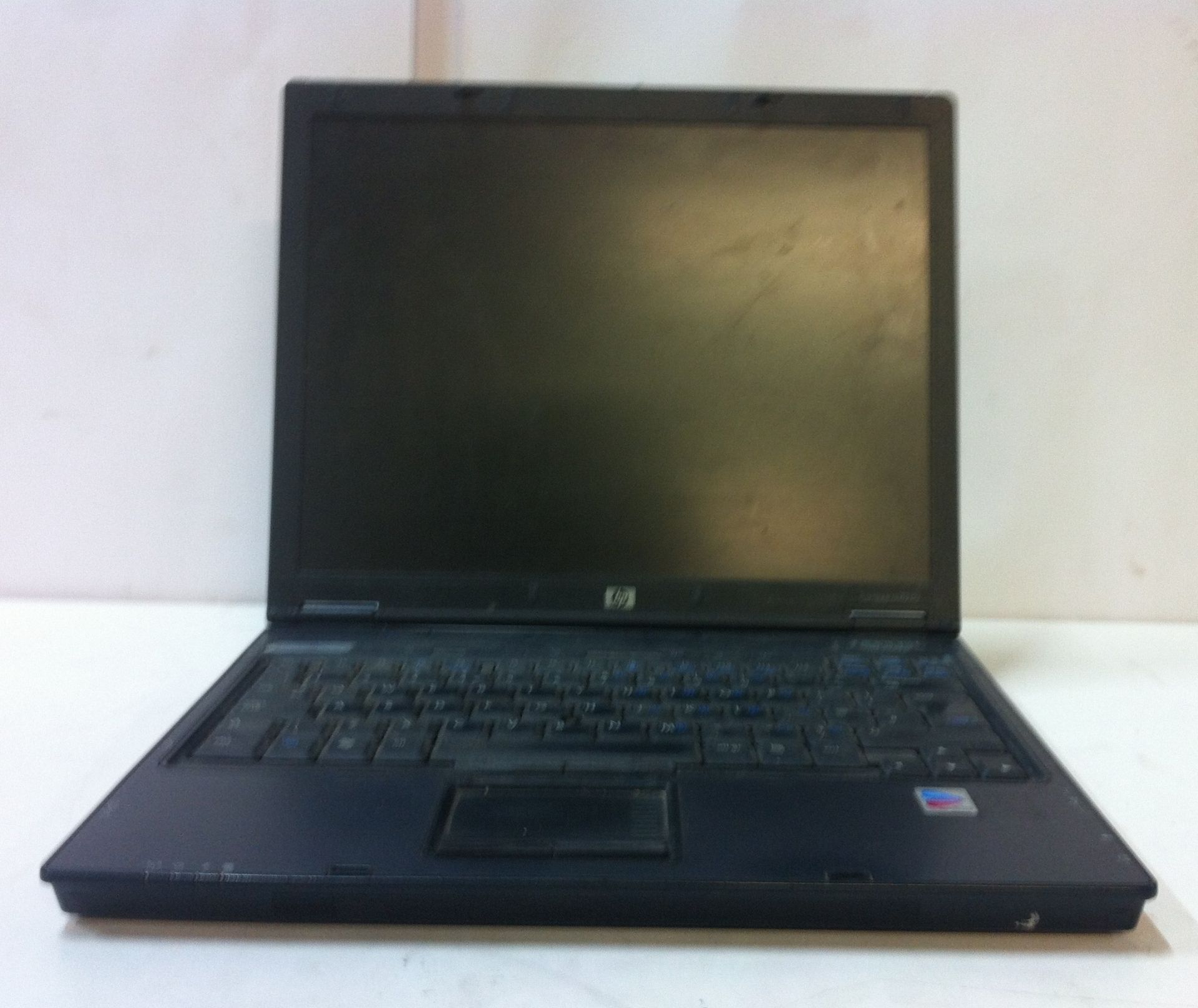 HP Compaq Laptop - NO CHARGER - Bild 2 aus 3