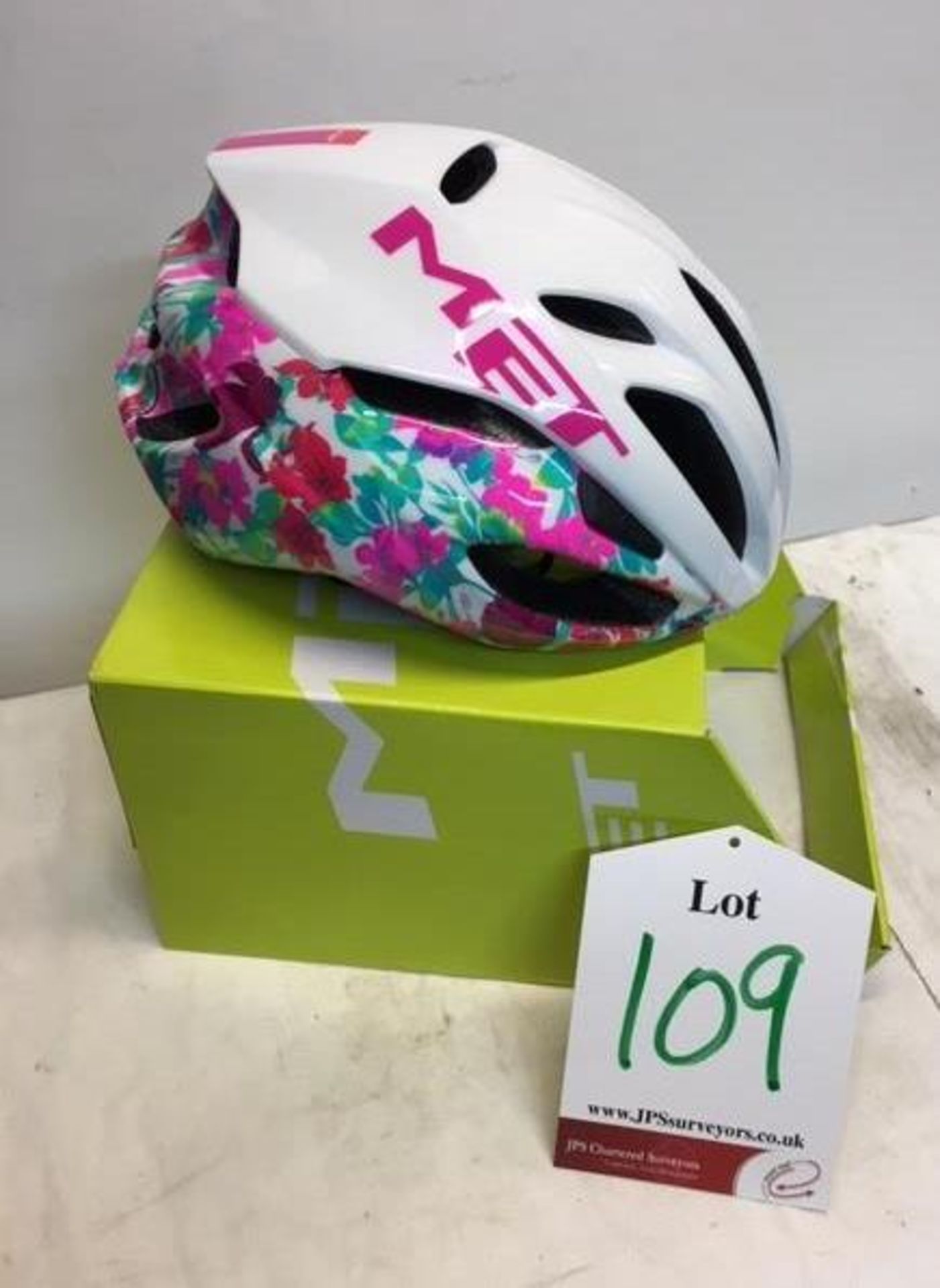 Met Rivale White/Pink Cycling Helmet | 2015 | RRP £80.00