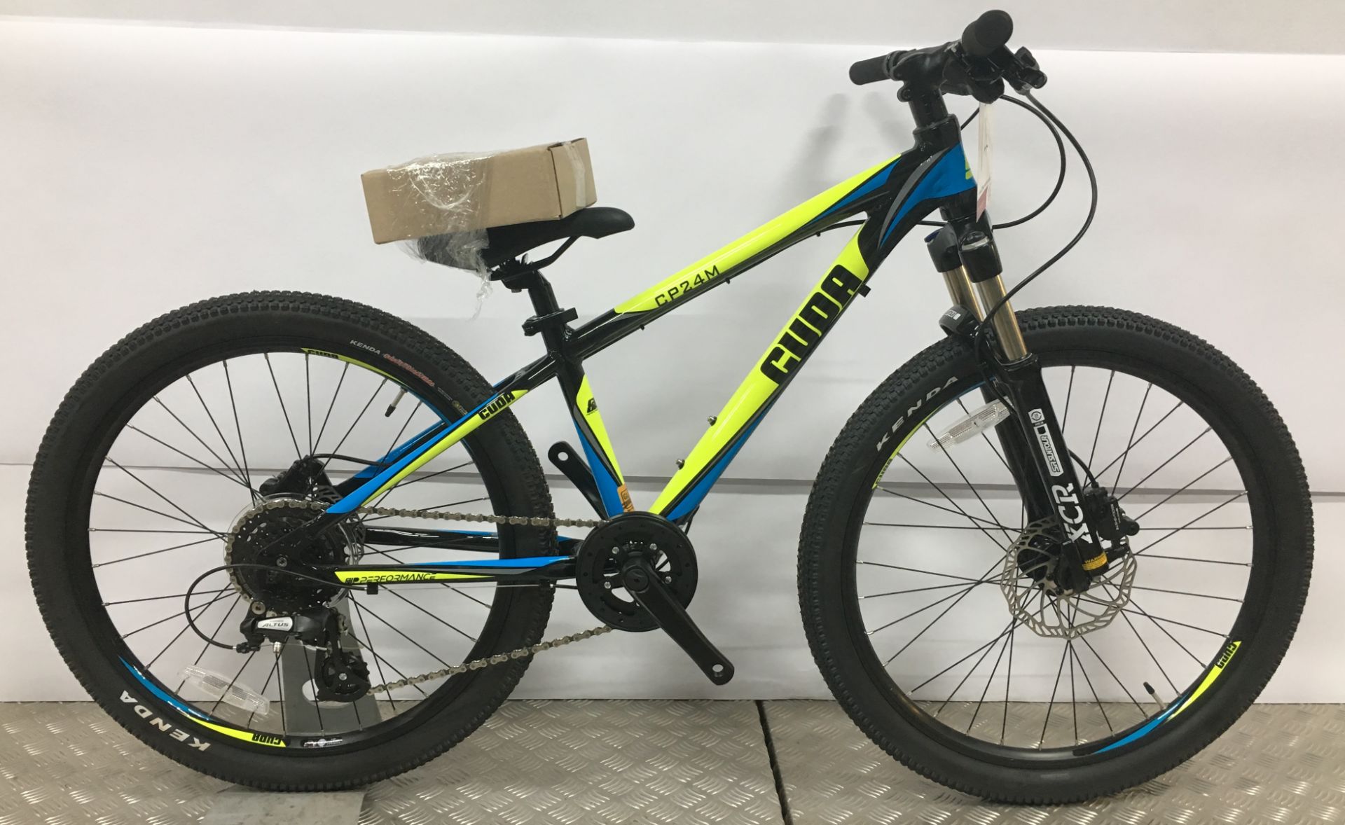 Cuda 24M Junior Off Road Bike | See Description for Specifications