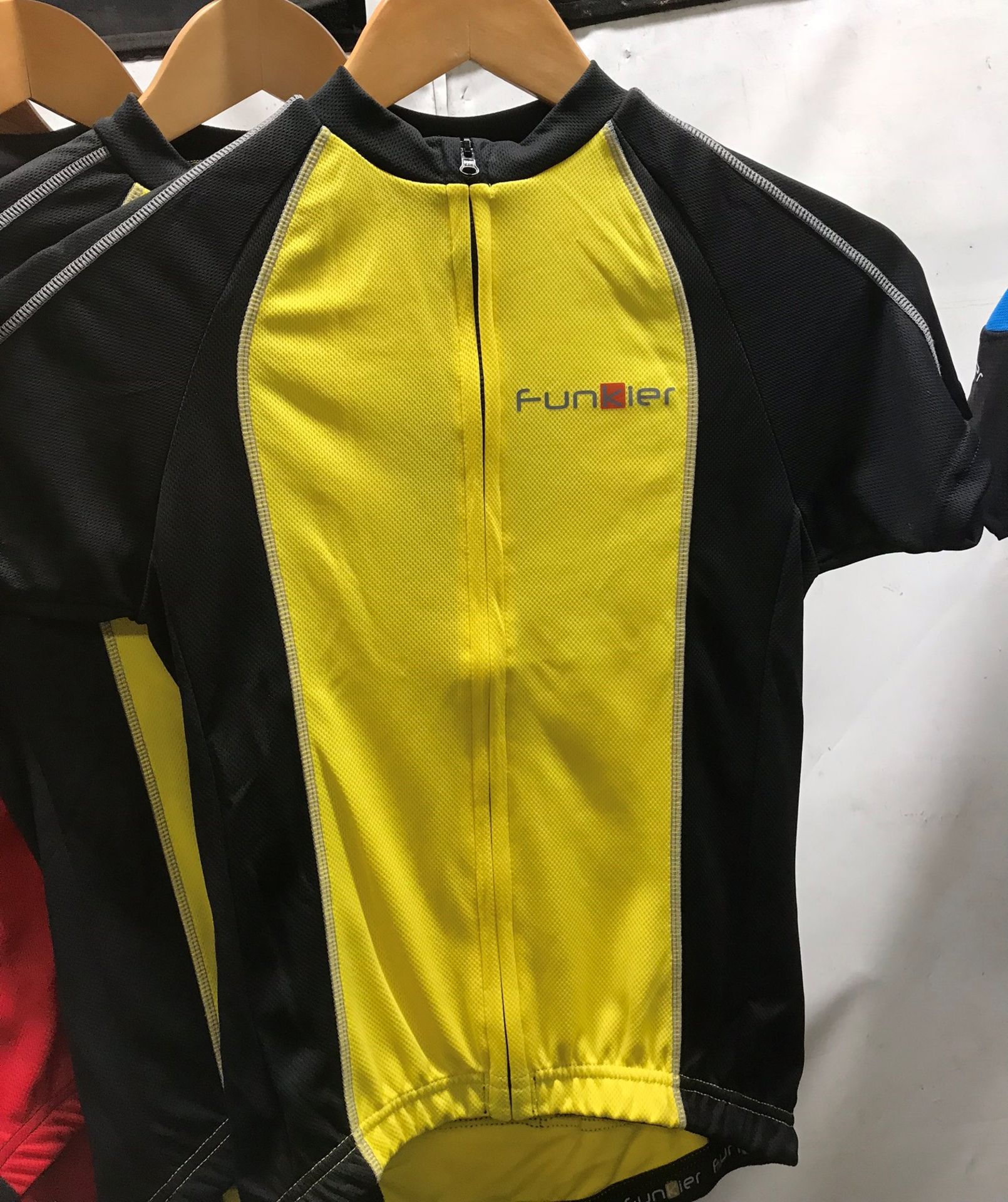 13 x Kids Funkier Short Sleeve Cycling Jerseys - Various Styles - Sizes: 8yr - 14yr - Bild 5 aus 8