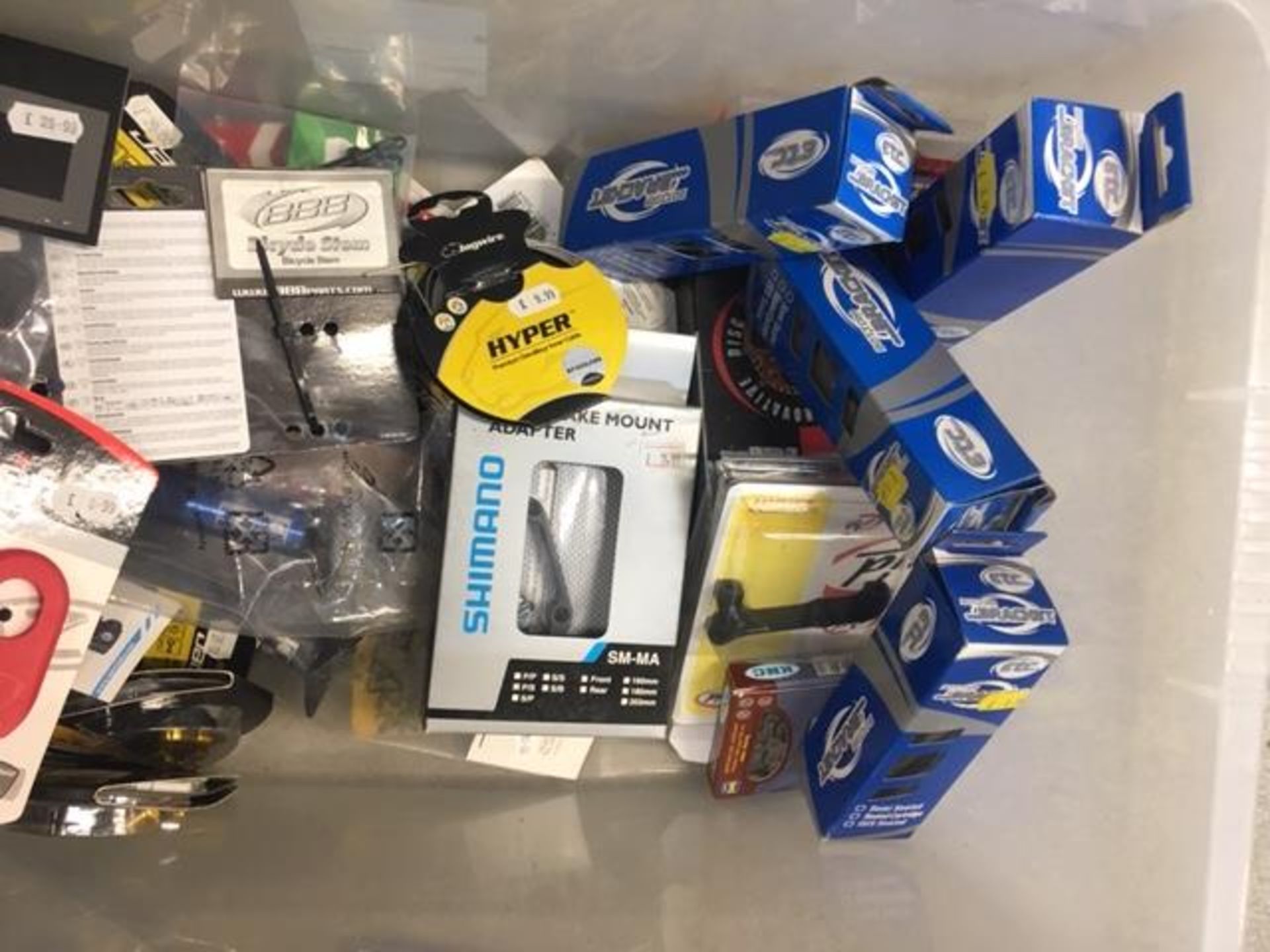 Quantity of Various Cycling Parts & Accessories as Per Pictures - Bild 4 aus 10