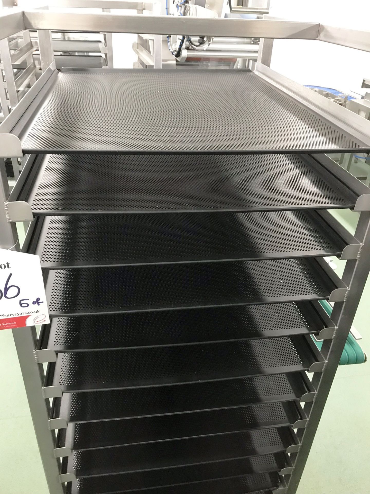 5 x 16 Tier Mobile Metal Cooling Racks w/ Trays - Image 2 of 4