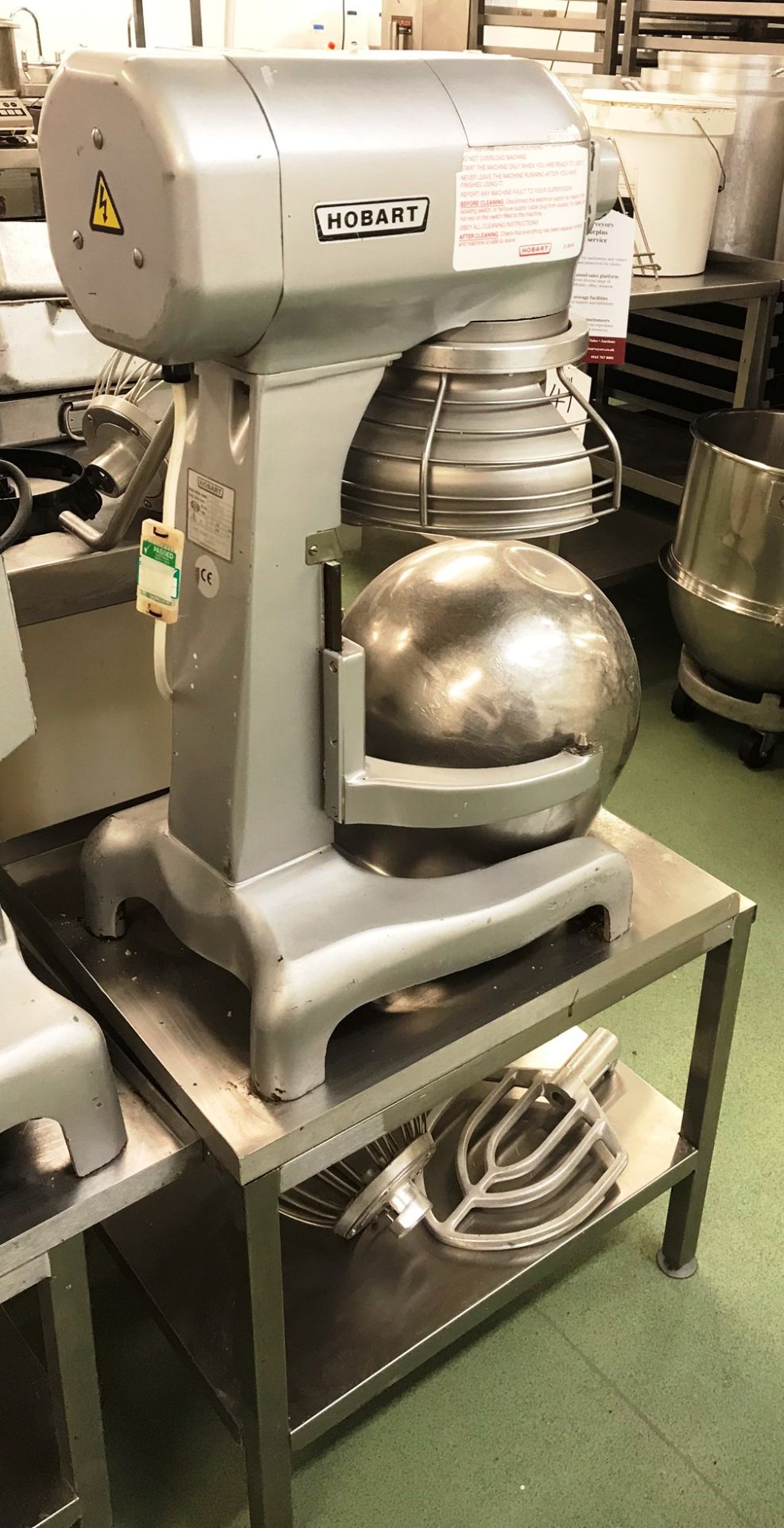 Hobart A200 20L Planetary Bench Mixer on Stainless Steel Stand w/ Flat Beater & 2 x Whisks - Image 5 of 5