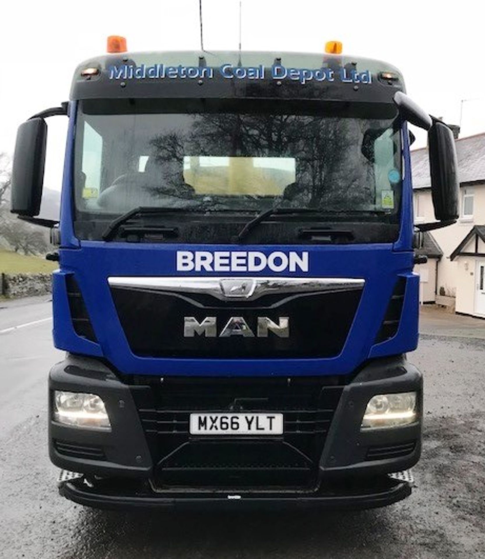 2017 | MAN TGS 32400 8x4 Cab w/ Thompsons Insulated Tipper | 210,000km - Image 2 of 7