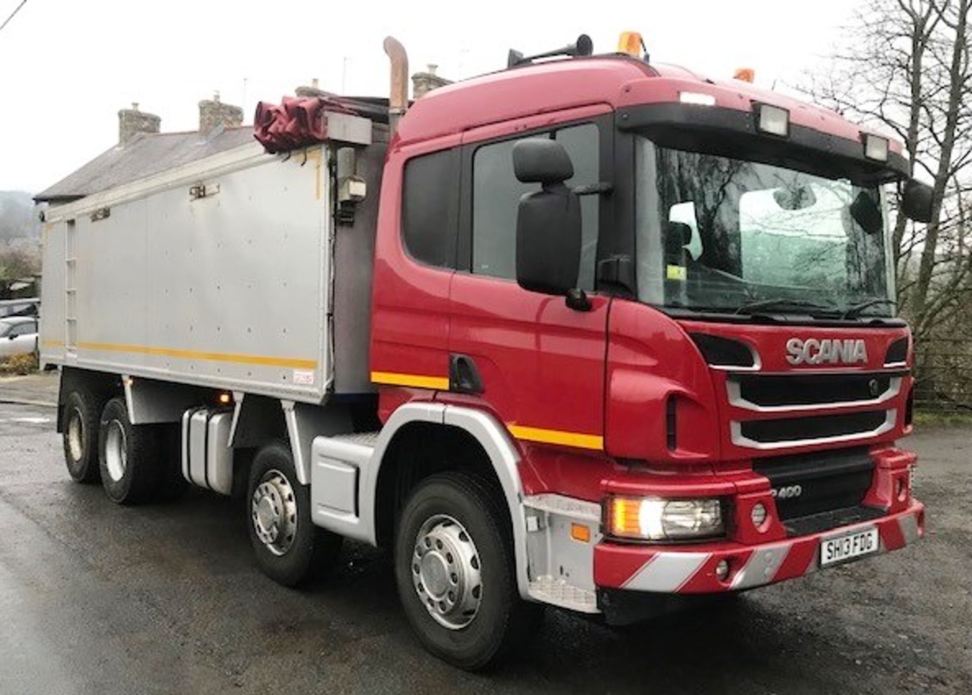 2013 | Scania P400 Sleeper Cab w/ Semi Bulk Wilcox Insulated Tipper | 350,000km