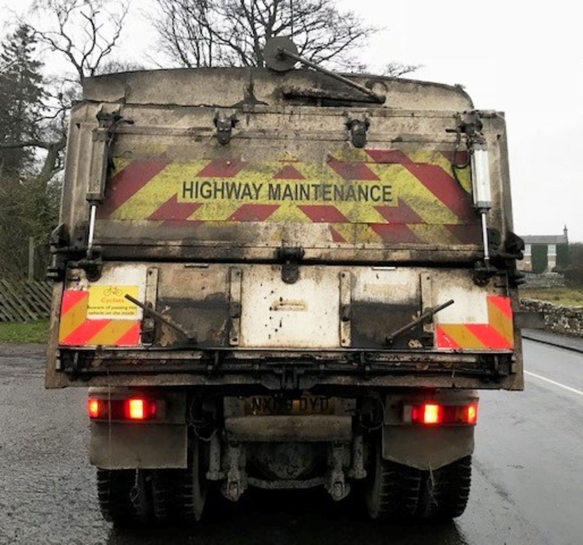 2009 | Man TGS 32 400 8x4 Sleeper Cab w/ PPG Insulated Tipper Body | 880,000km - Image 7 of 9