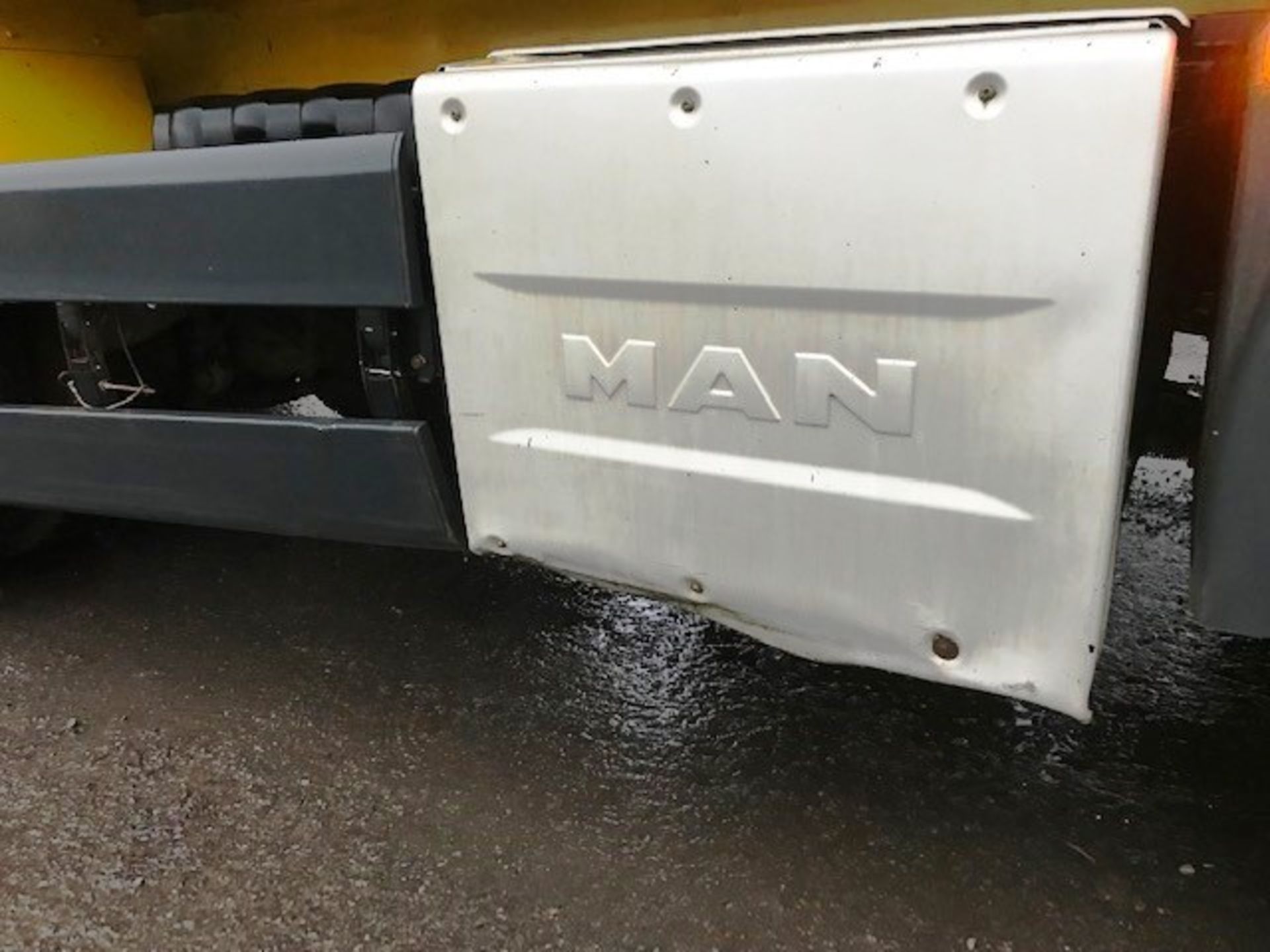 2017 | MAN TGS 32400 8x4 Cab w/ Thompsons Insulated Tipper | 210,000km - Image 6 of 7