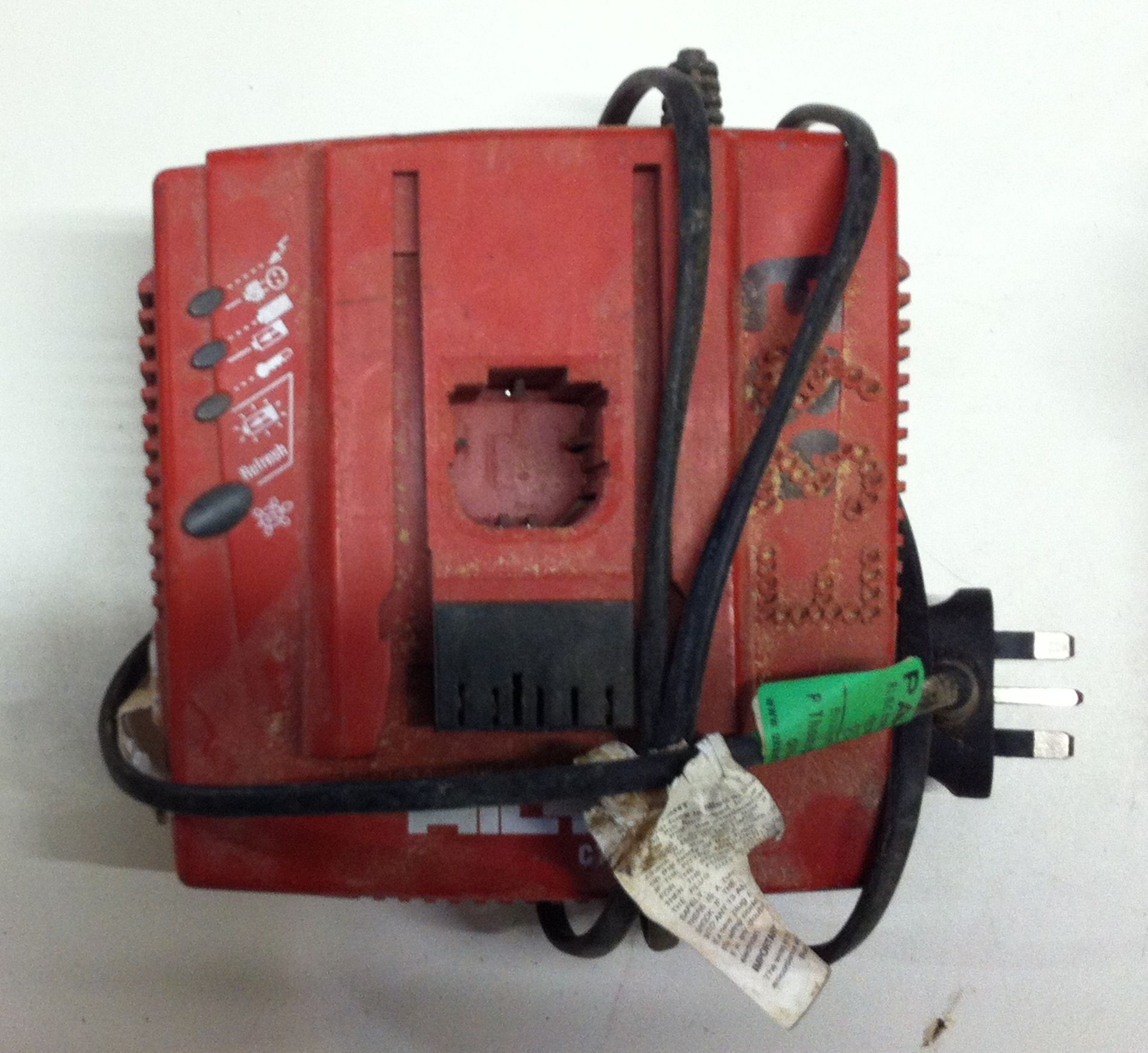 6 x Hilti Battery Chargers - Image 2 of 4