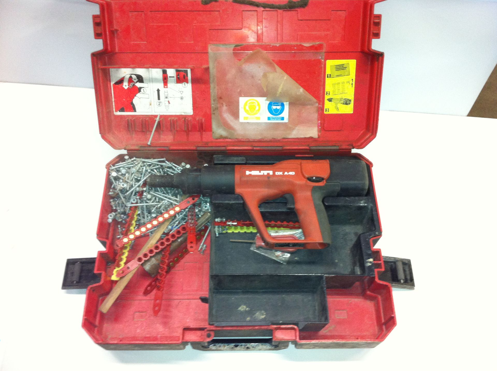 Hilti Nail Gun - Image 2 of 2