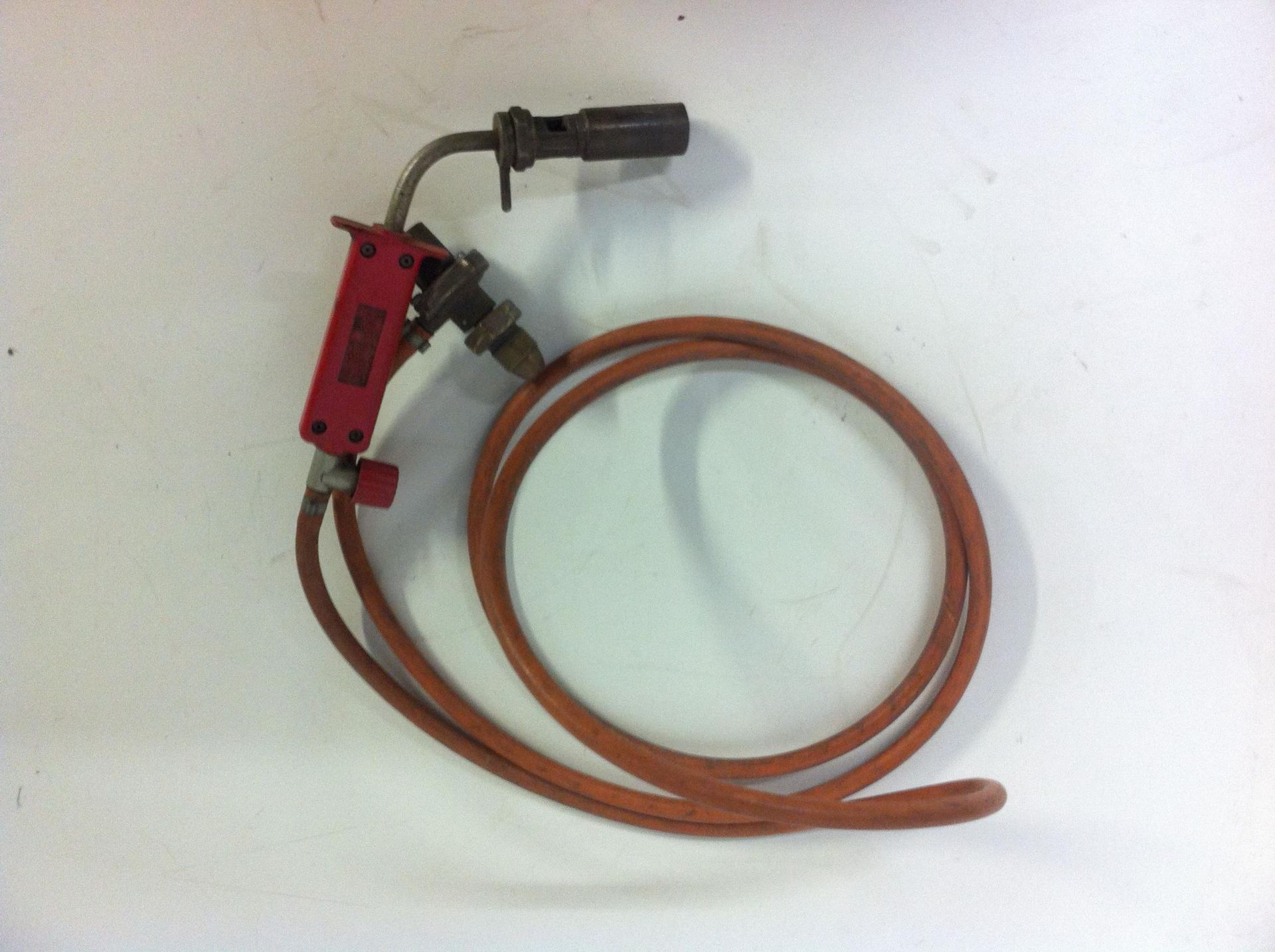 Various welding torches and wires. See description for more information - Image 3 of 3