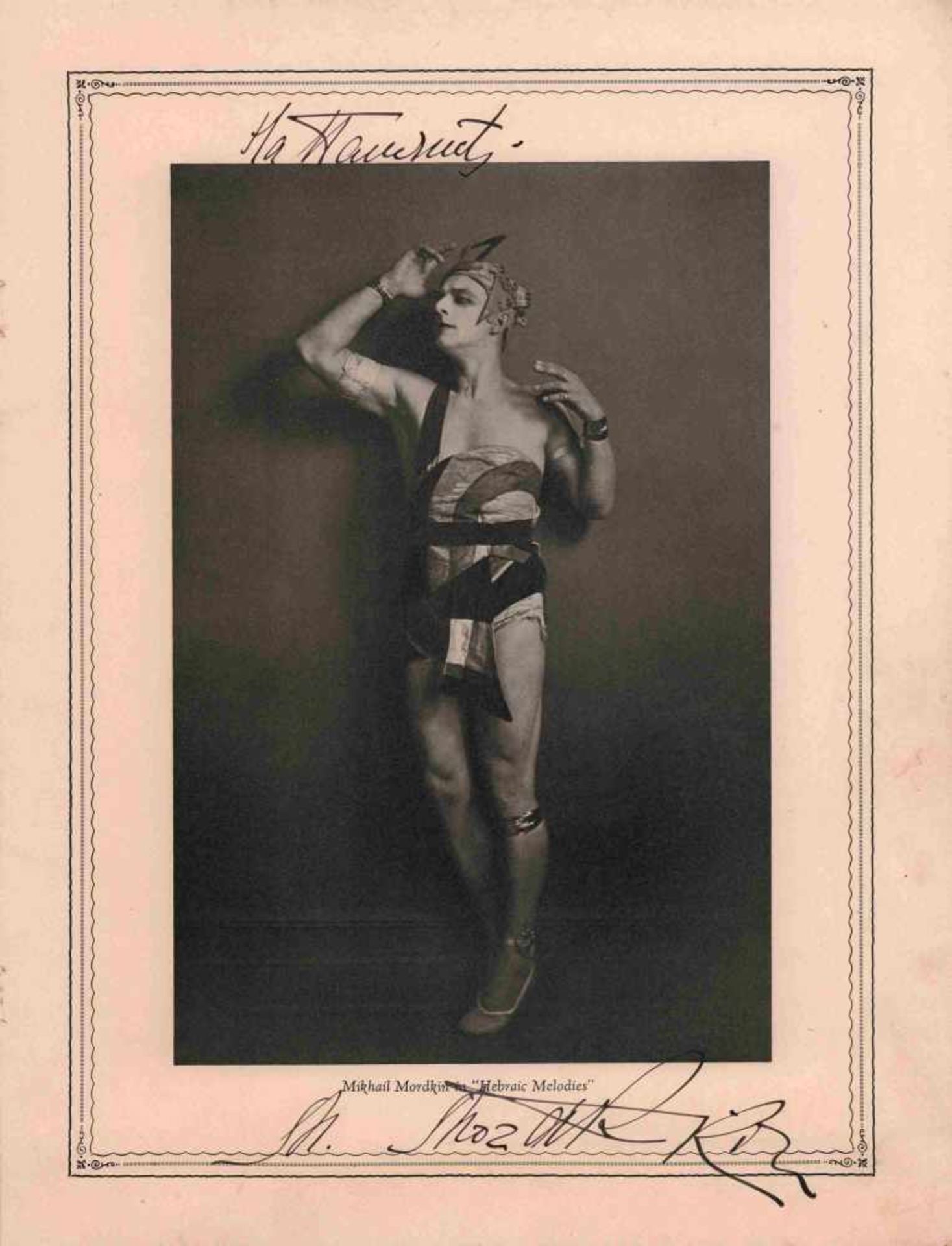 [BALLETS RUSSES, MORDKIN, TSCHAIKOWSKY] Lot aus 2 Objekten, gewidmet M. Mordkin. A) Programmheft der - Bild 2 aus 3