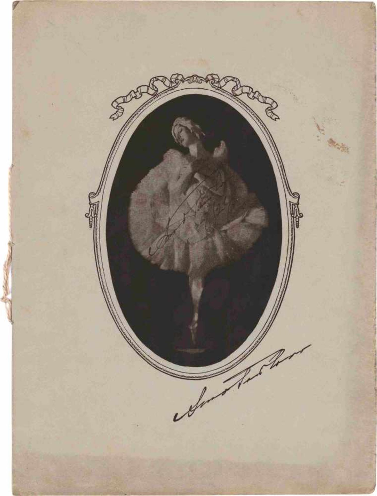 [BALLETS RUSSES, ANNA PAVLOVA] 5 Programmheften der Auftritte von Anna Pawlowa, mit Original- - Bild 2 aus 4